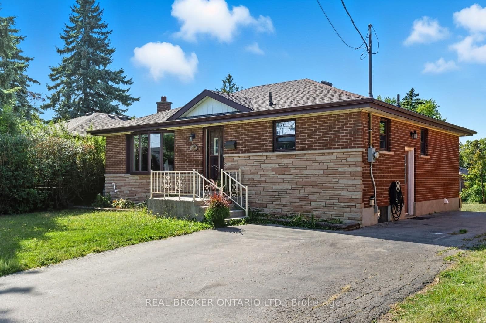 1314 Fisher Avenue photo 1