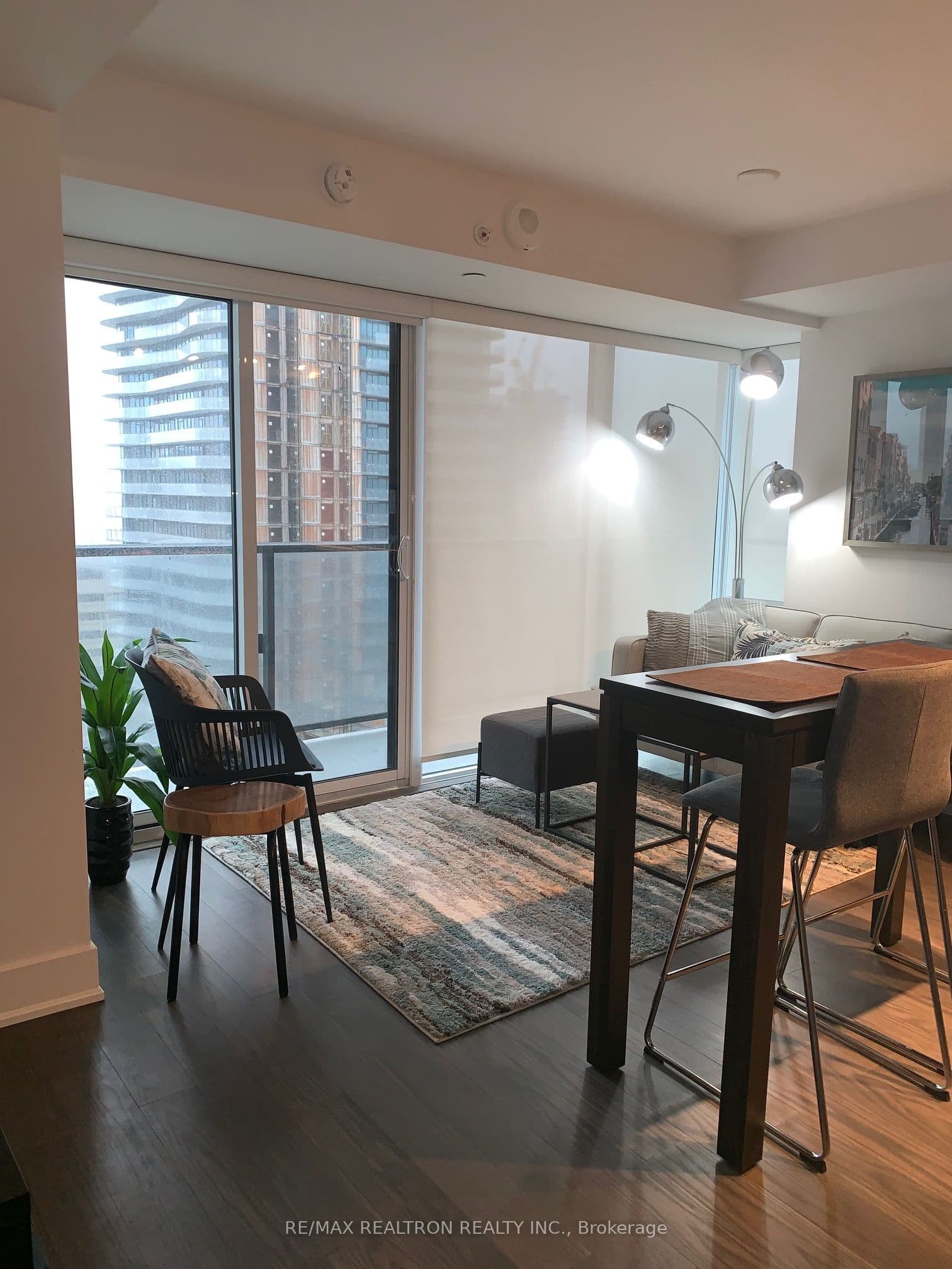 Unit 1805 955 Bay Street photo 1