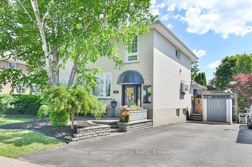 651 Front Street photo 1