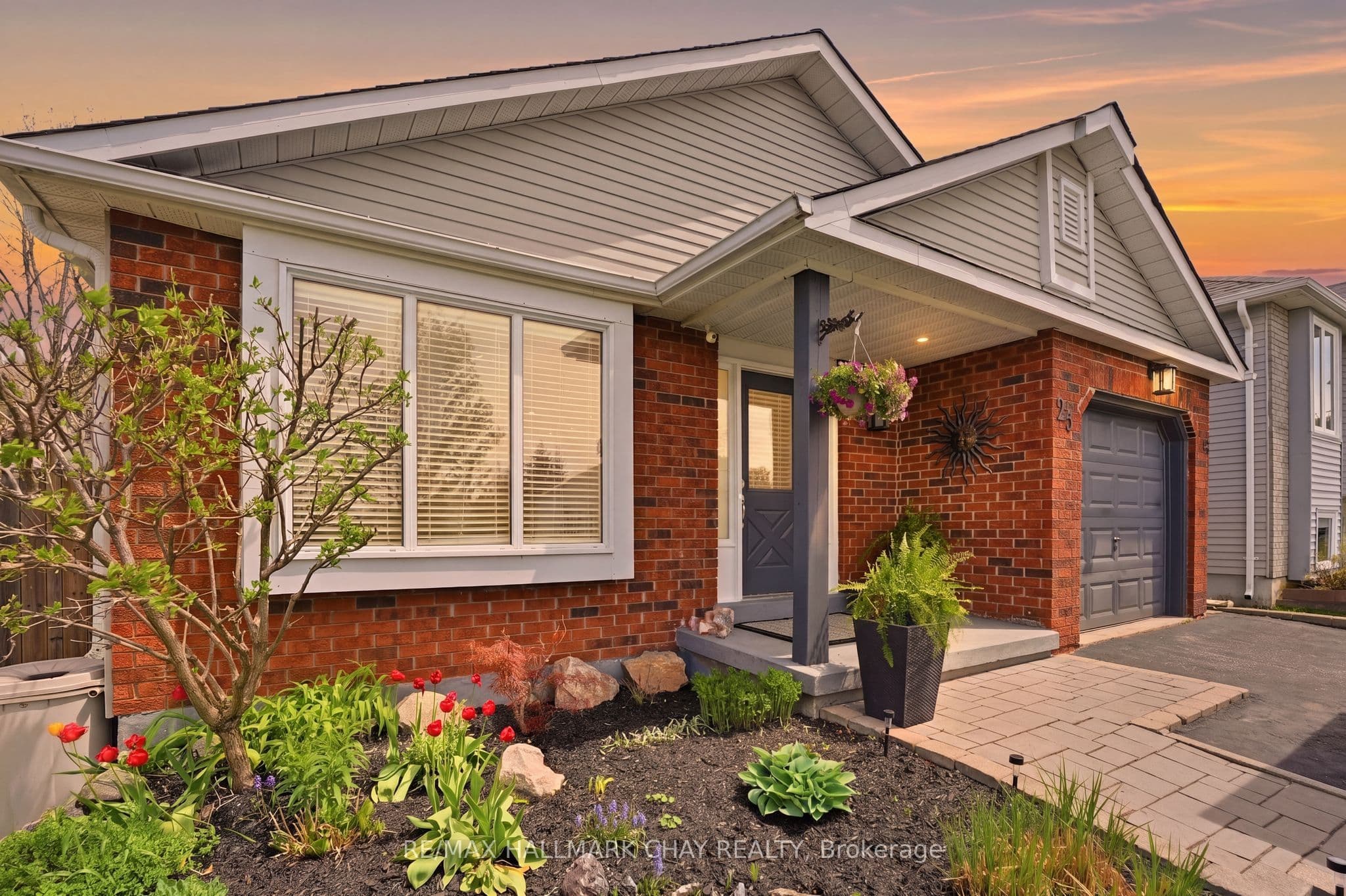 23 Gosney Crescent photo 1