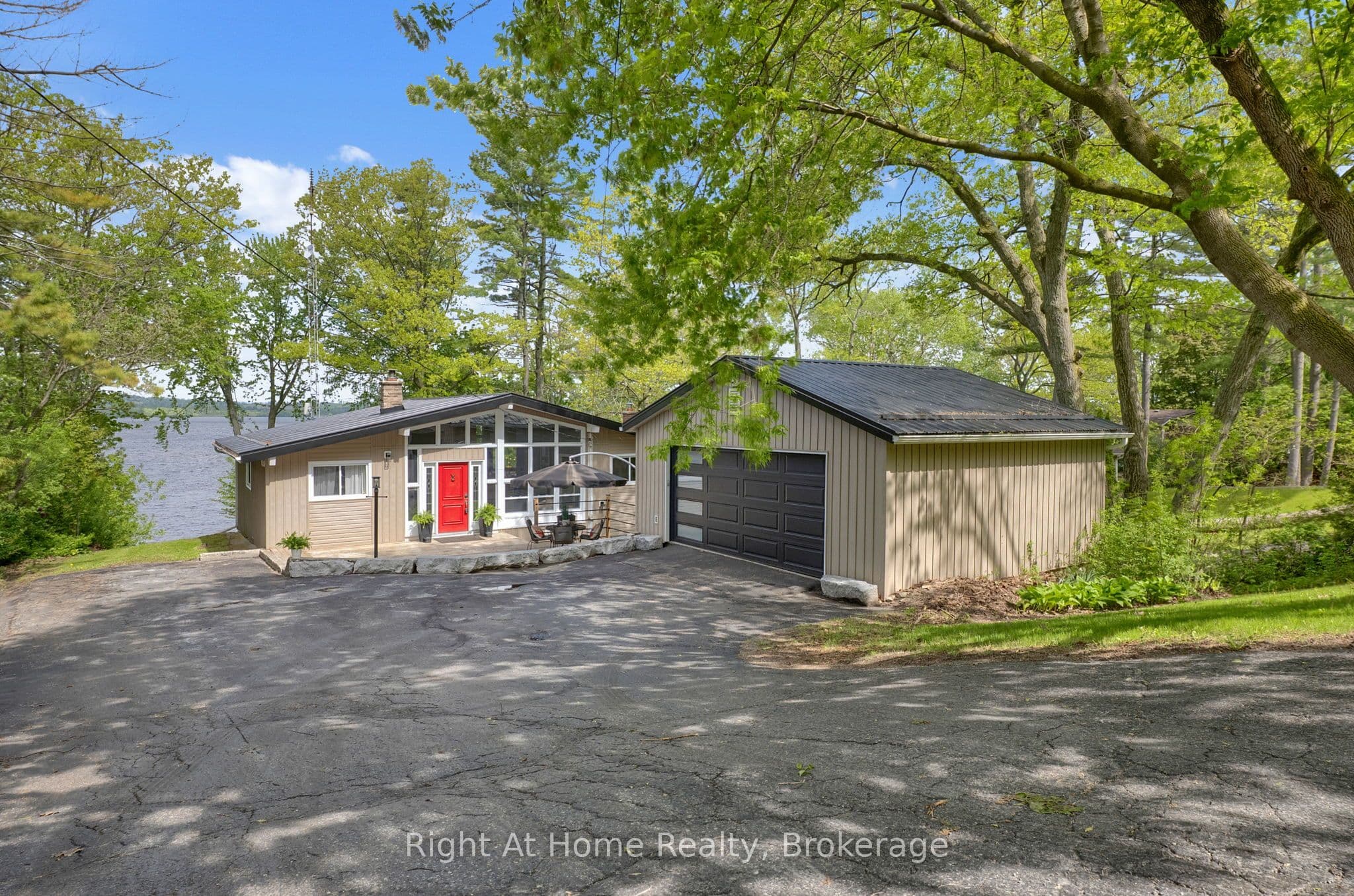 7508 Bamsey Drive photo 1