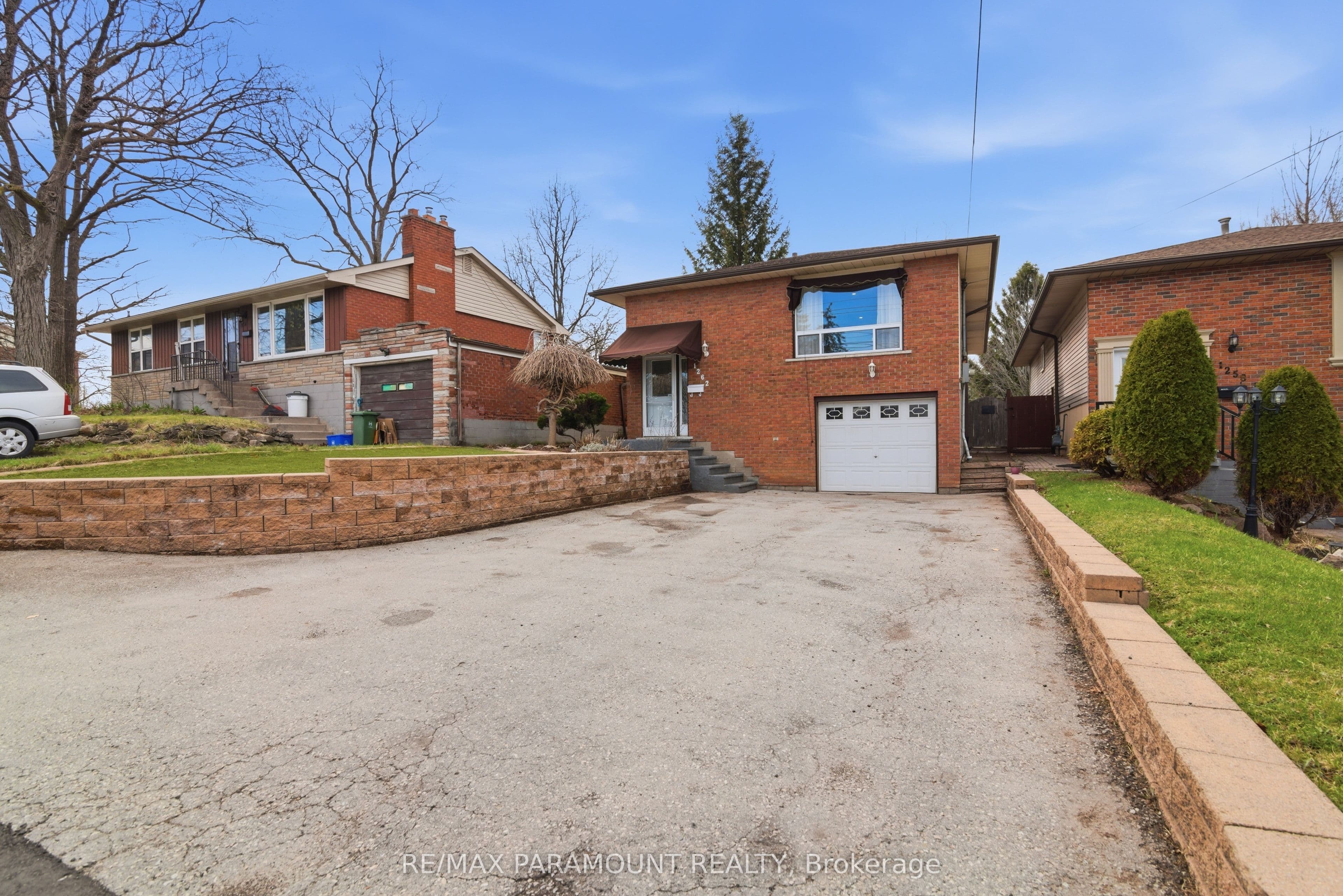1262 Upper Gage Avenue photo 1