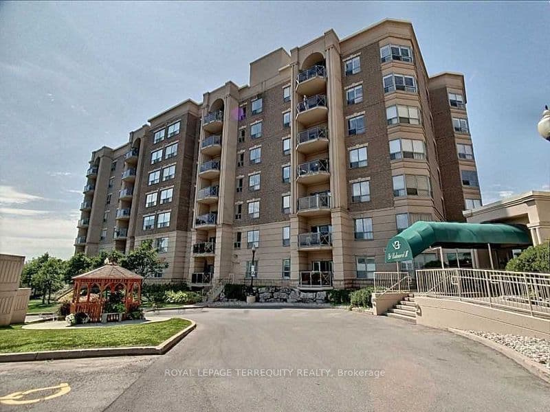 Unit 212 2085 Amherst Heights Drive photo 1