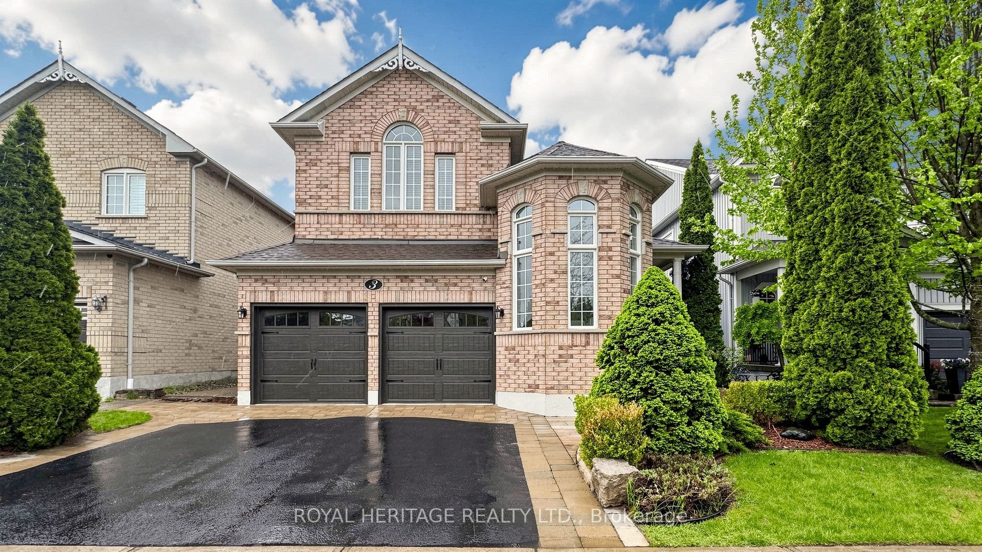 3 Kinross Avenue photo 1