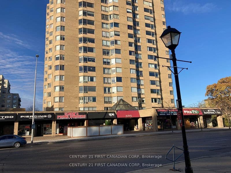 Unit 602 695 Richmond Street photo 1
