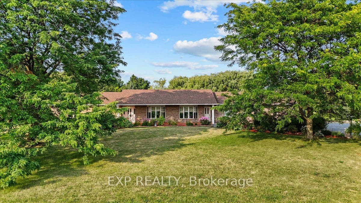 3382 Carp Road photo 1