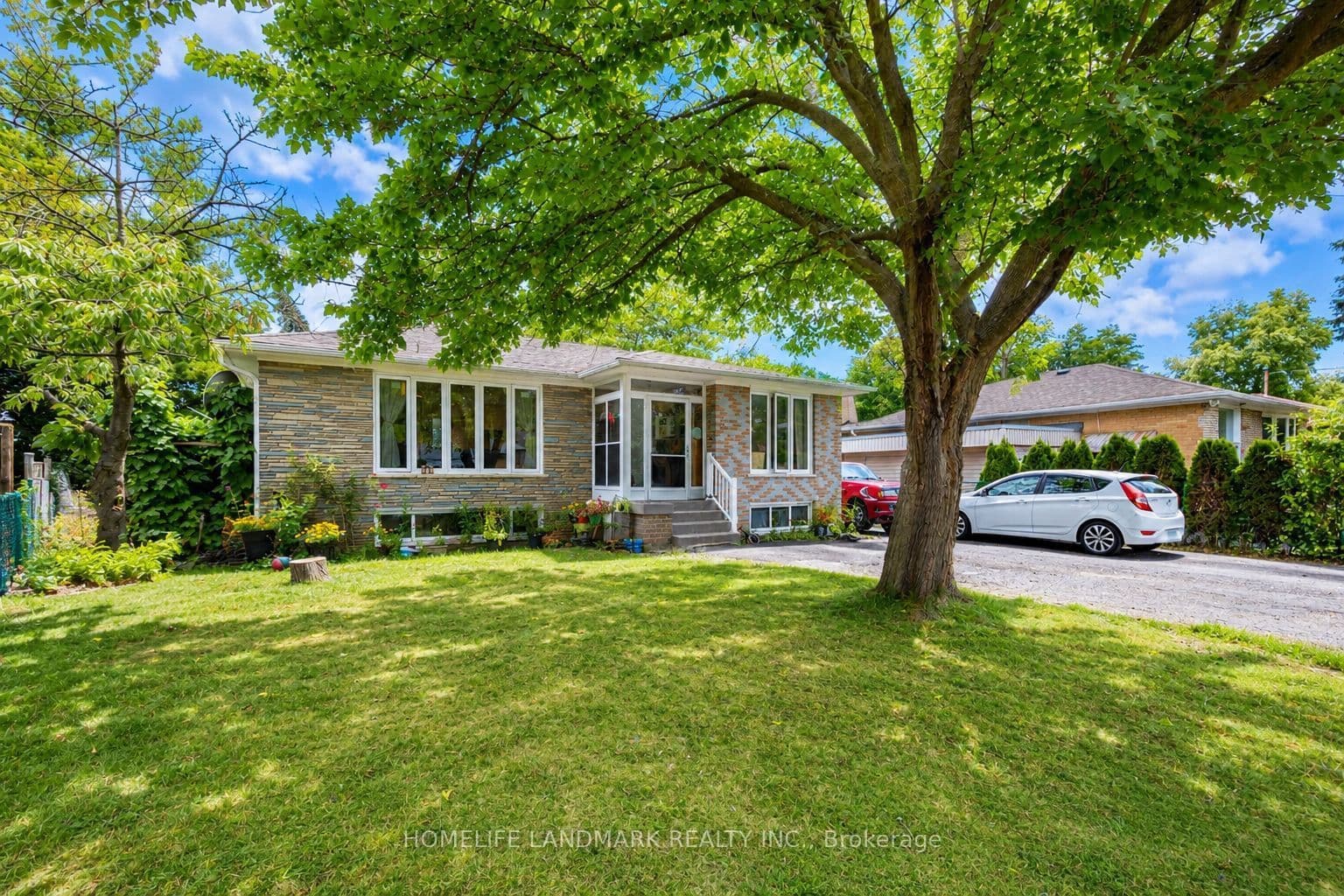 34 Gentry Crescent photo 1