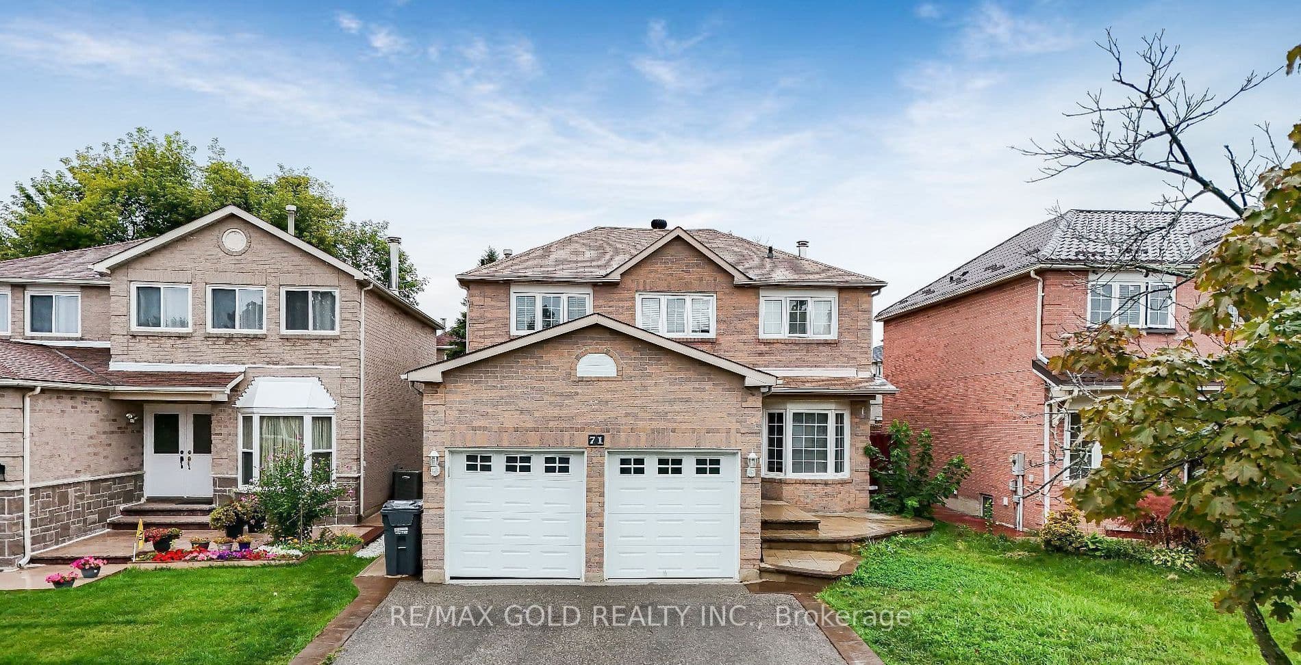 71 Ravenswood Drive photo 1