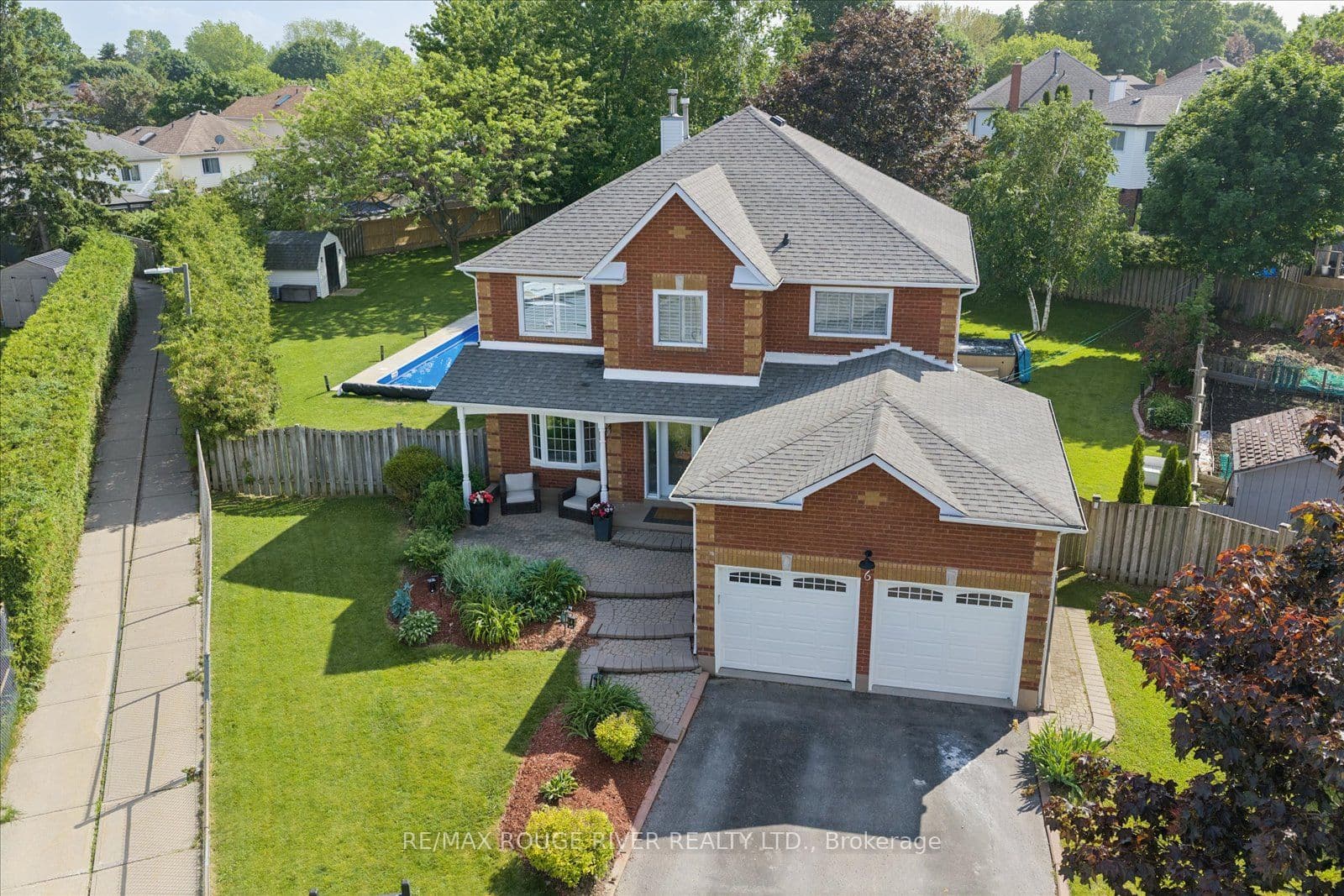6 Snowden Court photo 1
