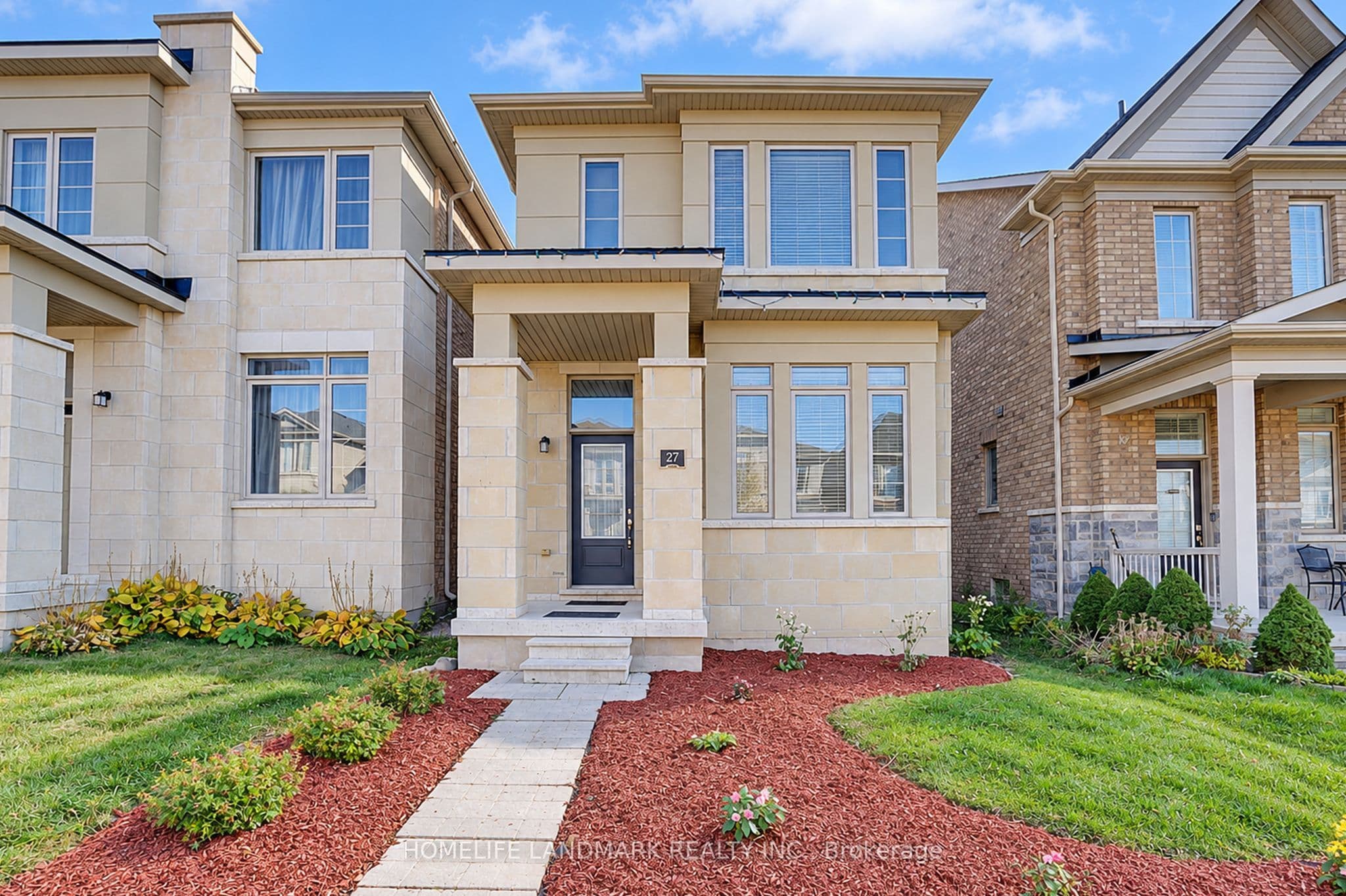 27 Applegate Drive photo 1