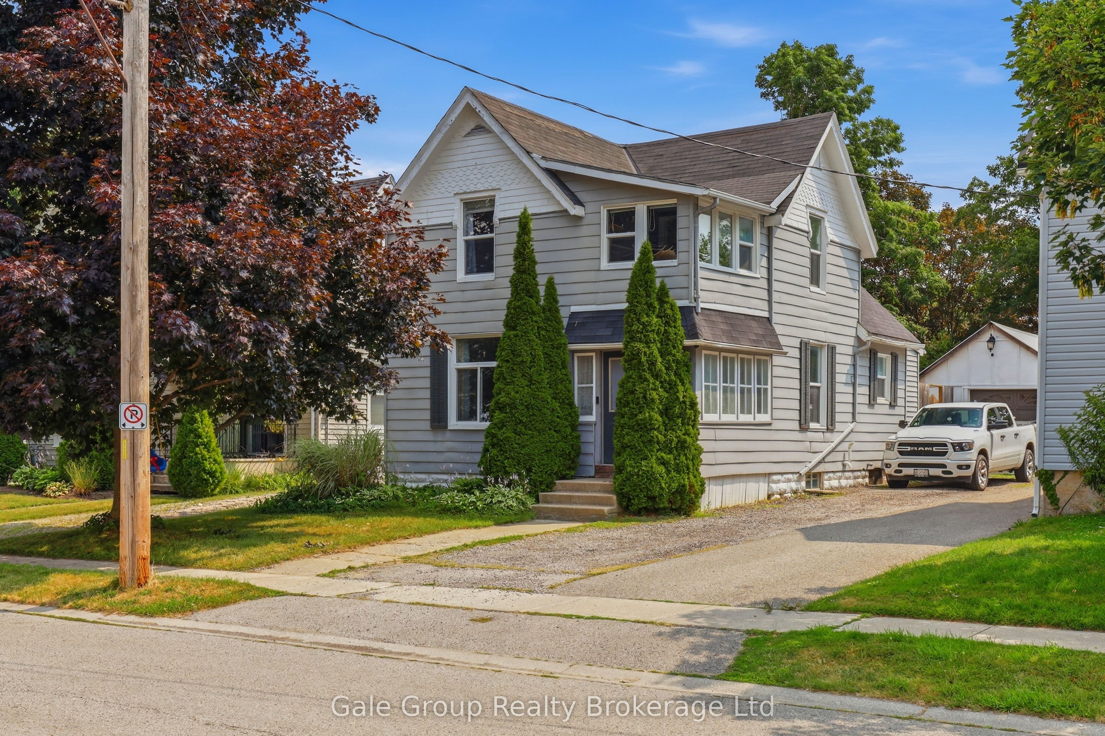 32 West Avenue photo 1