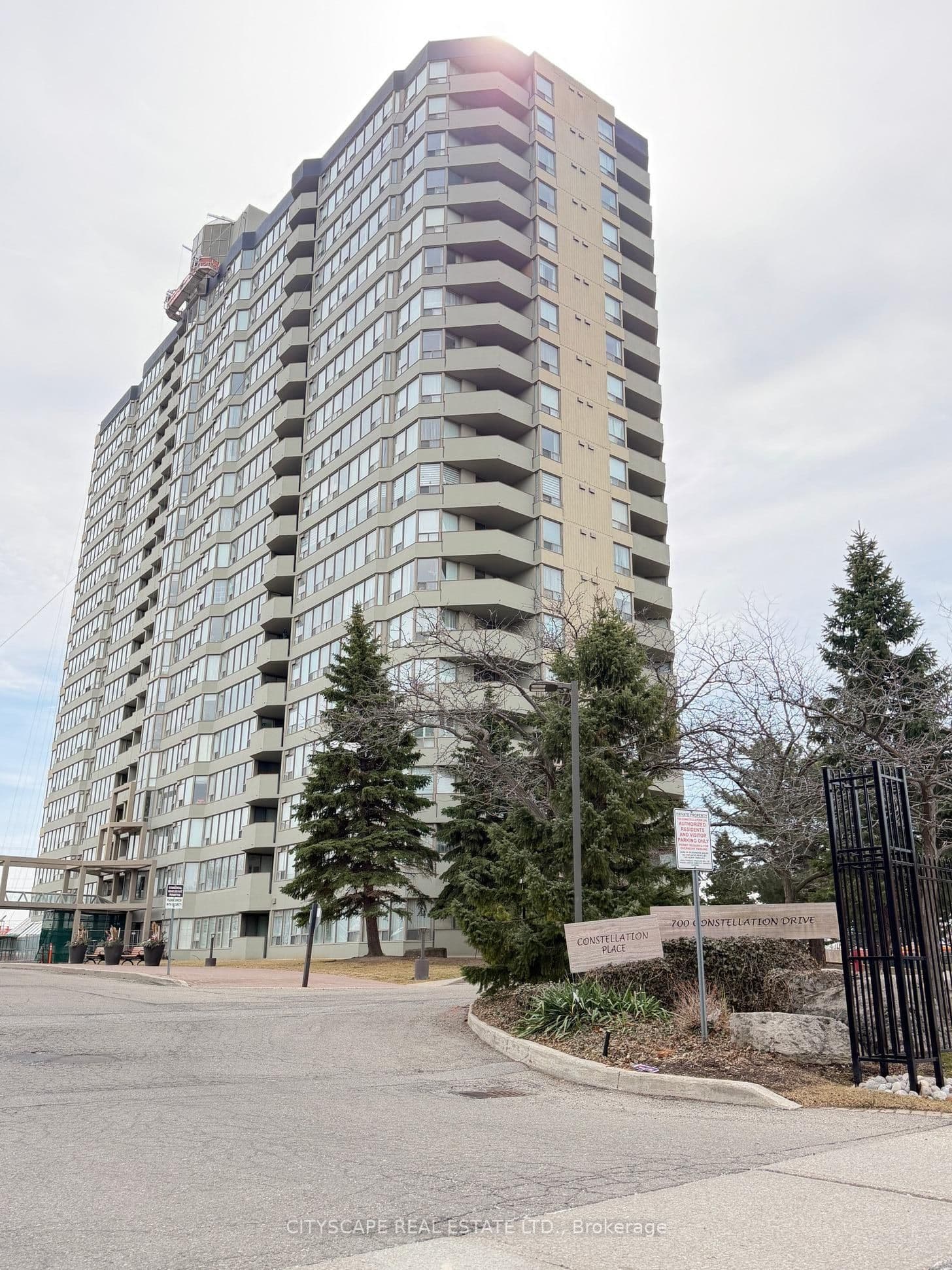 Unit 1907 700 Constellation Drive photo 1