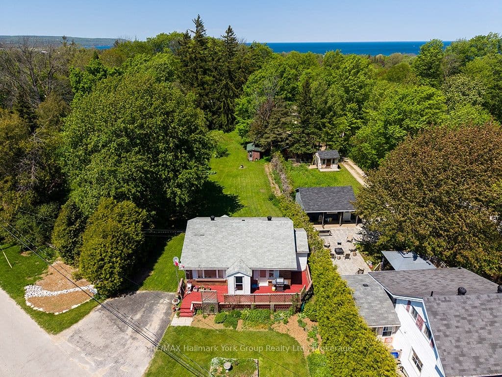 88 Gray Avenue photo 1