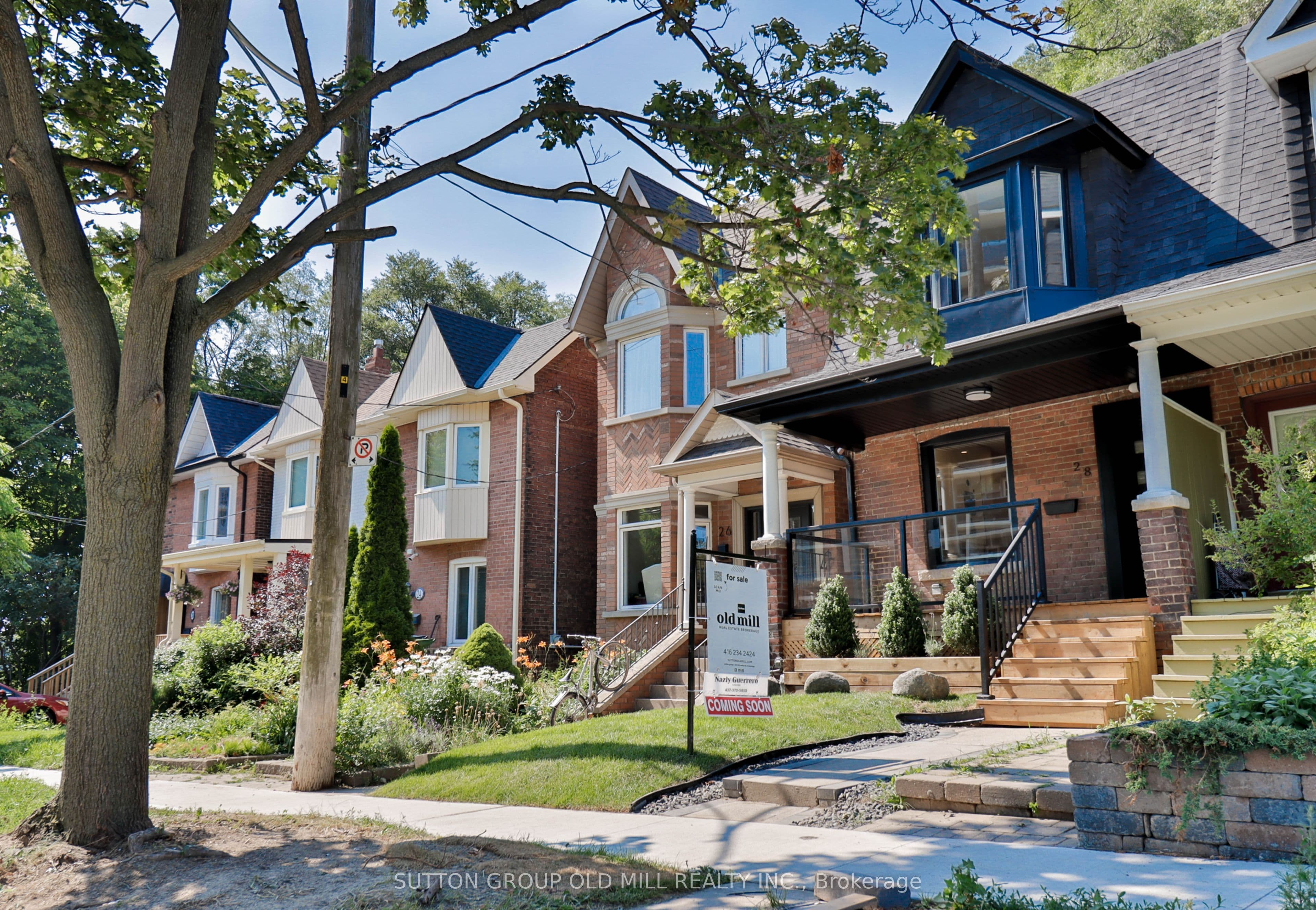 28 Eastmount Avenue photo 1