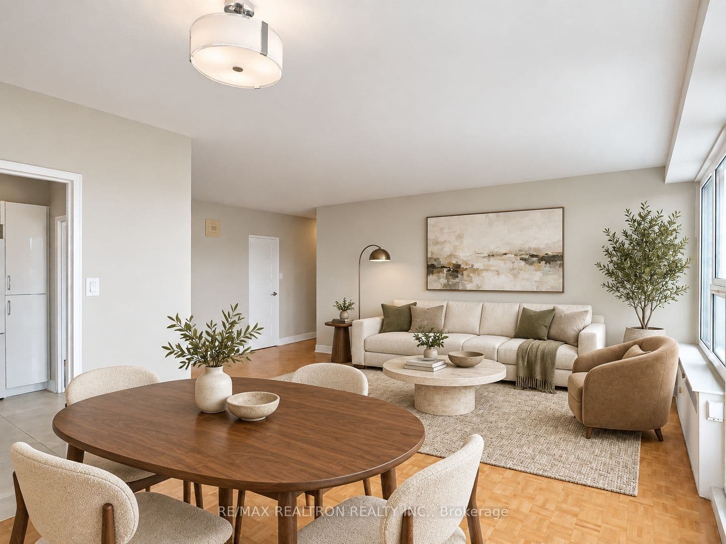 Unit 307 10 Shallmar Boulevard photo 1