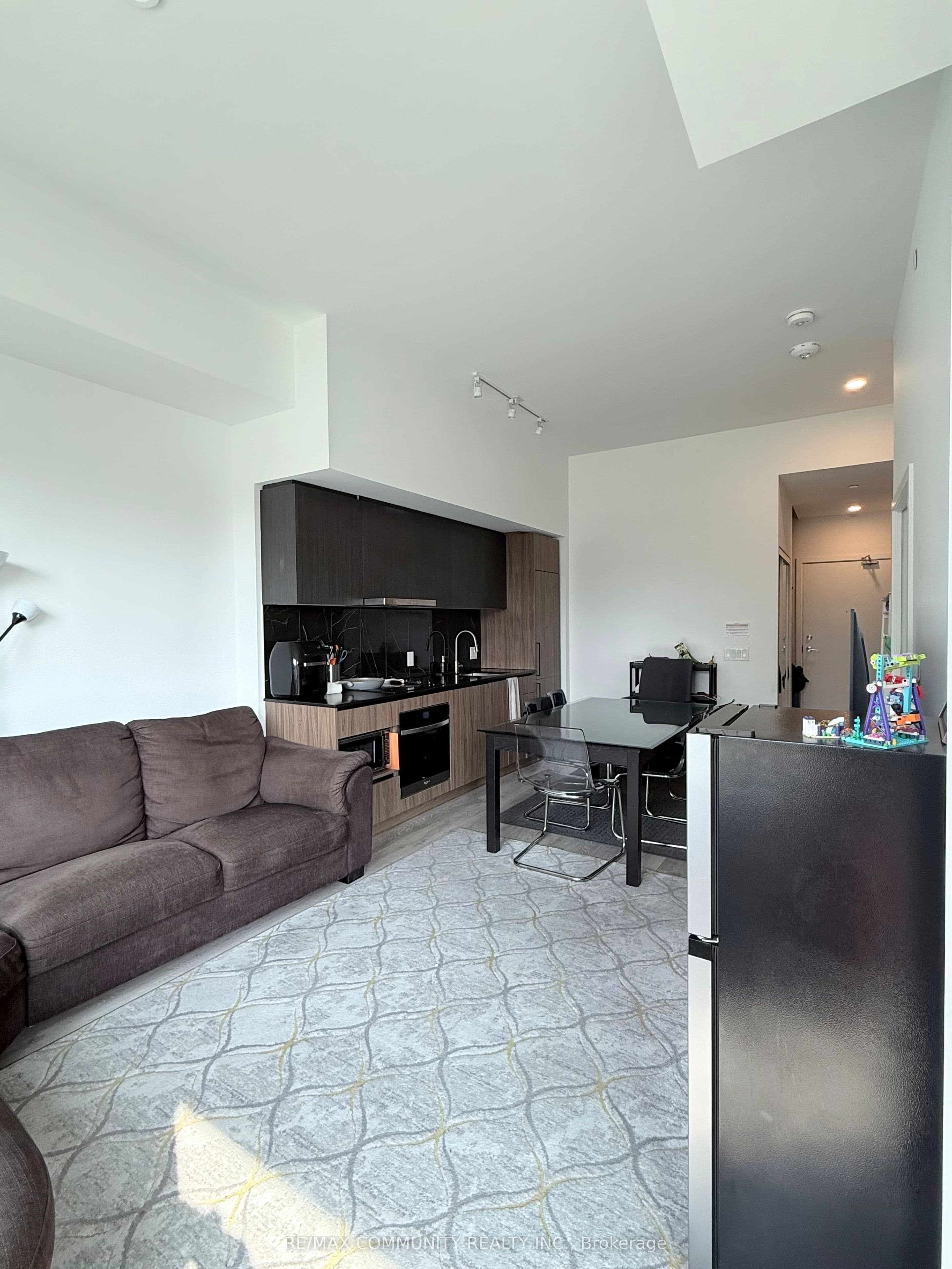Unit 122 1100 Sheppard Avenue photo 1