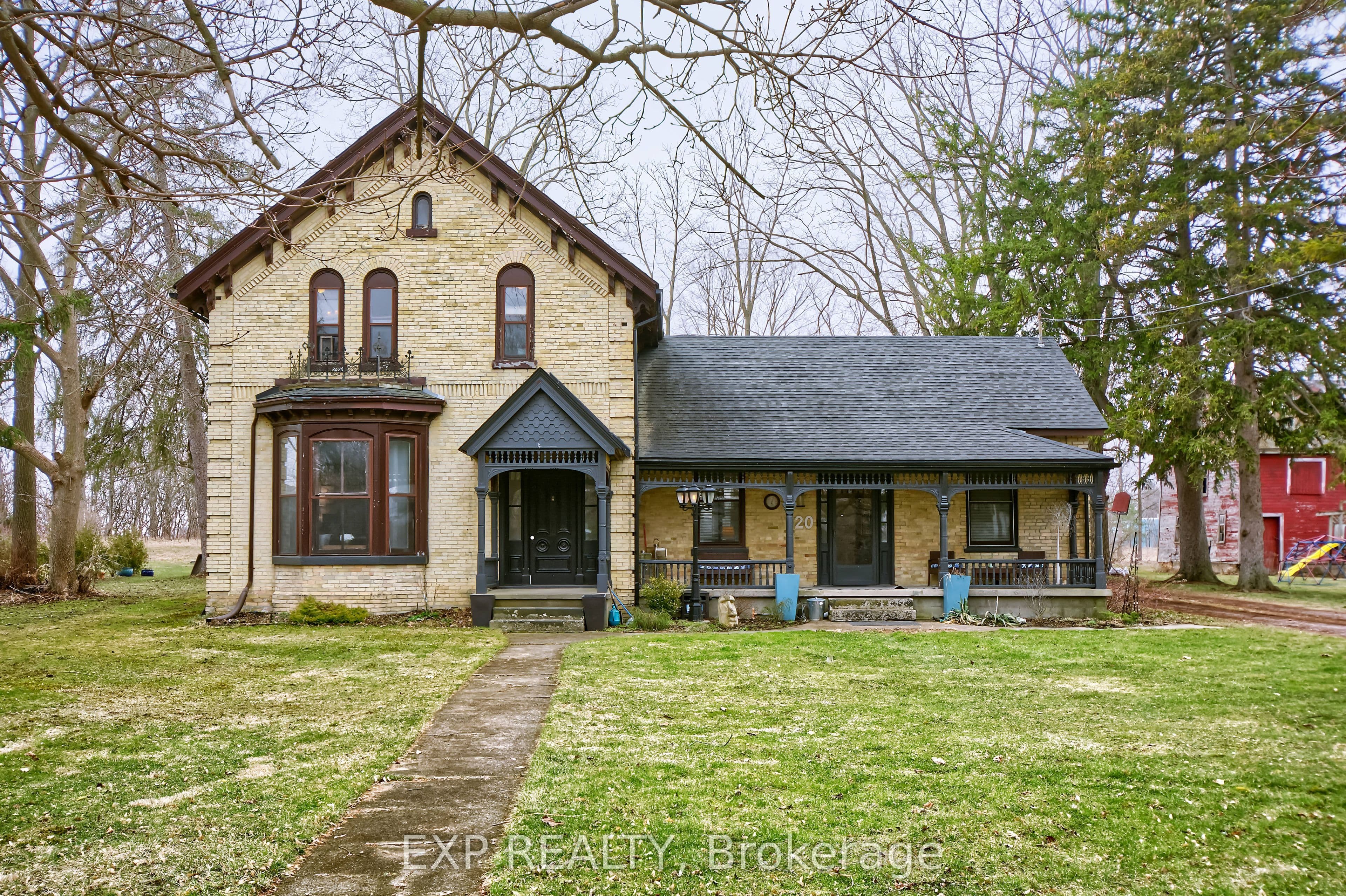 120 Main Street photo 1