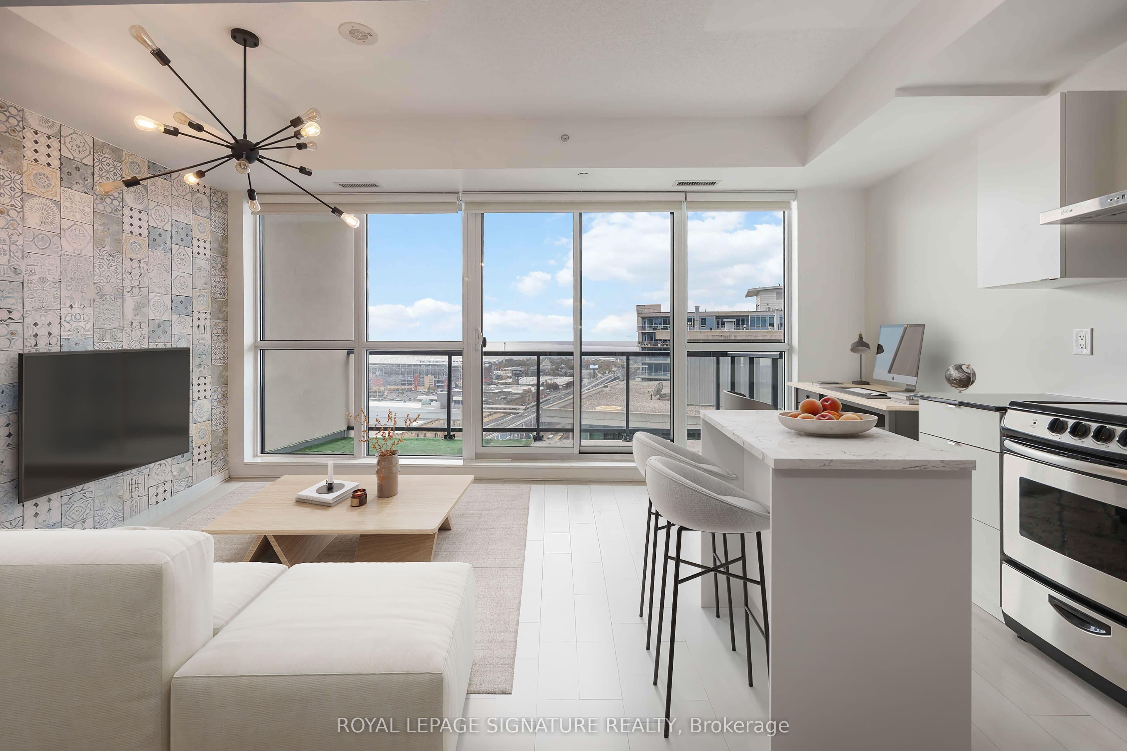 Unit 2215 51 East Liberty Street photo 1