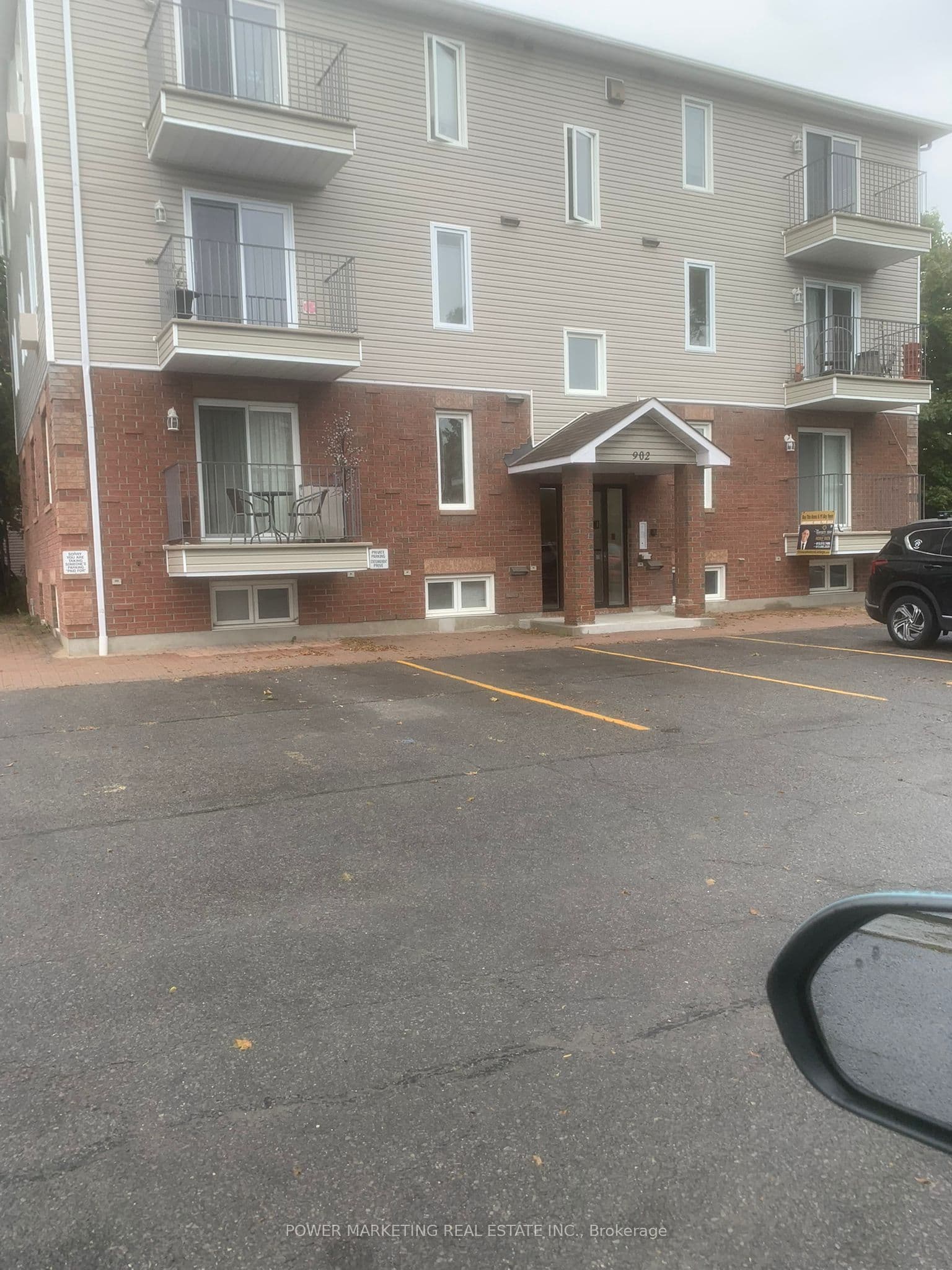 Unit 100 902 Notre Dame Street photo 1
