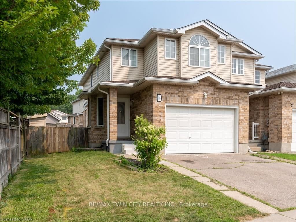 15 CHESTER Drive photo 1