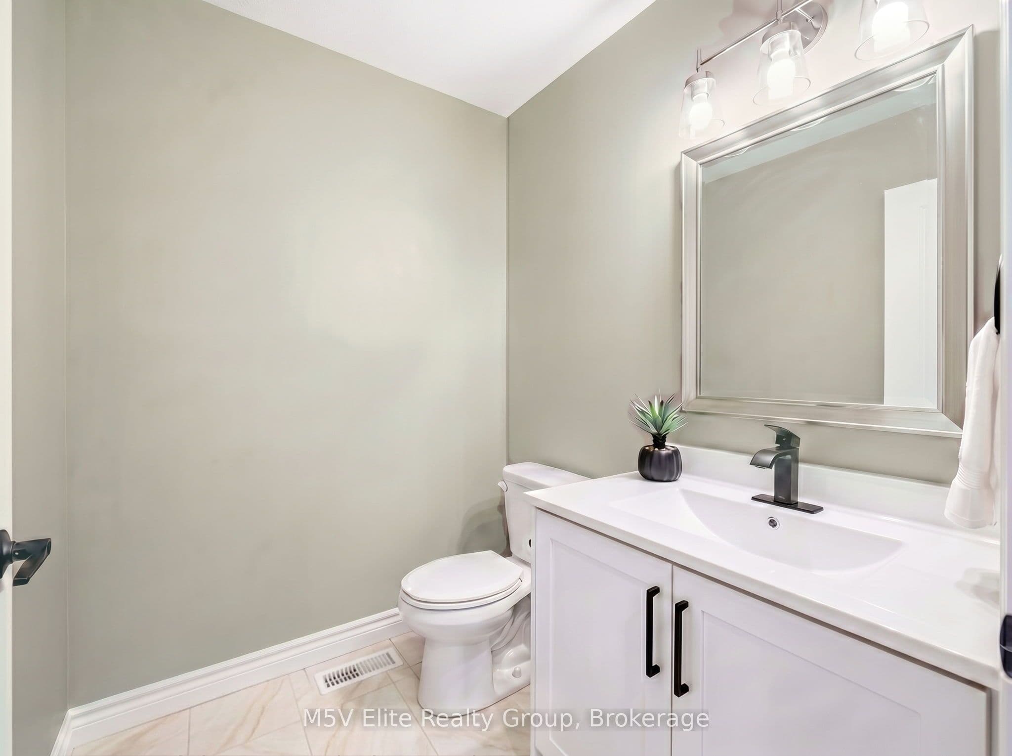 4079 HEALING Street photo 1