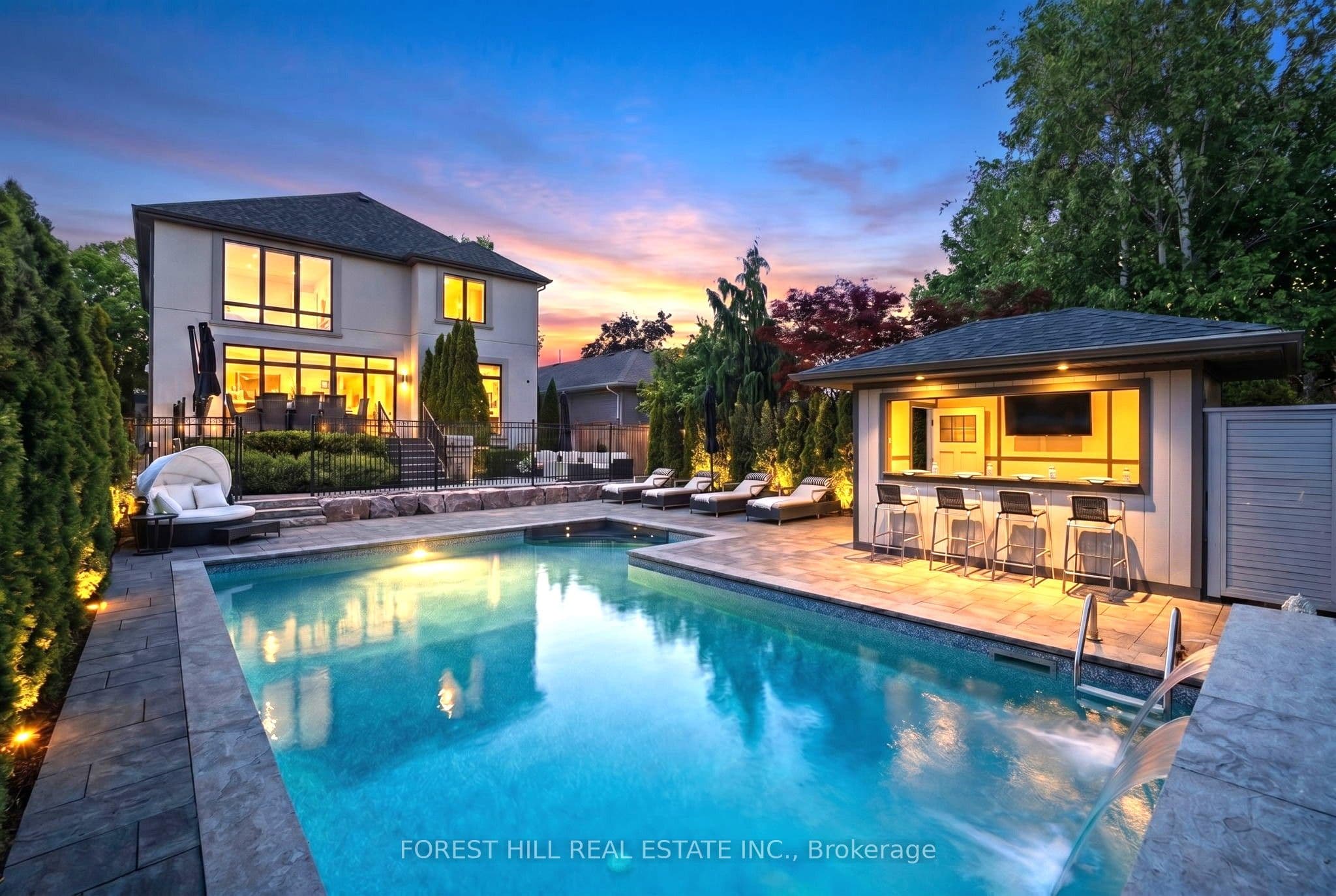 51 Greenfield Drive photo 1