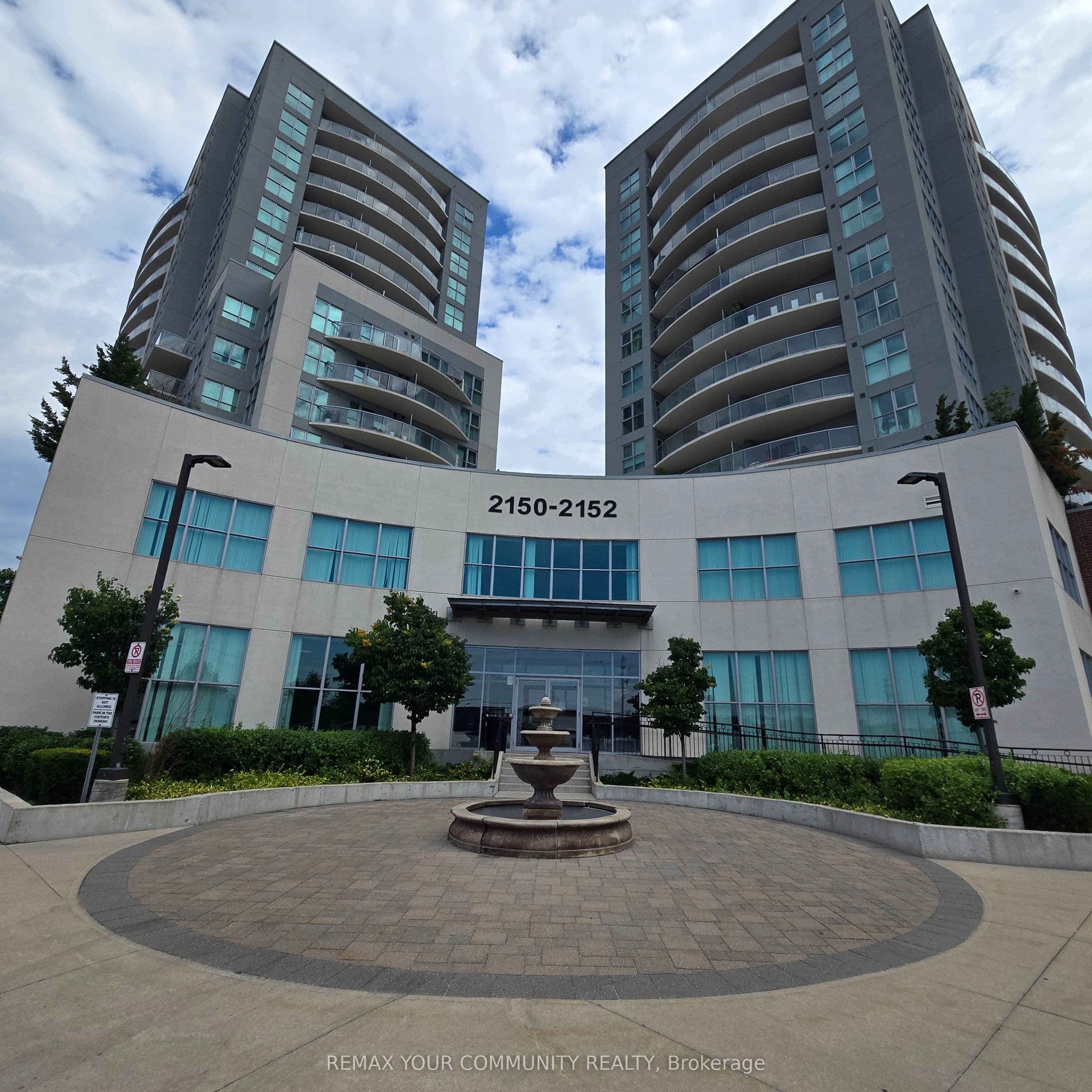 Unit 1102 2150 Lawrence Avenue photo 1