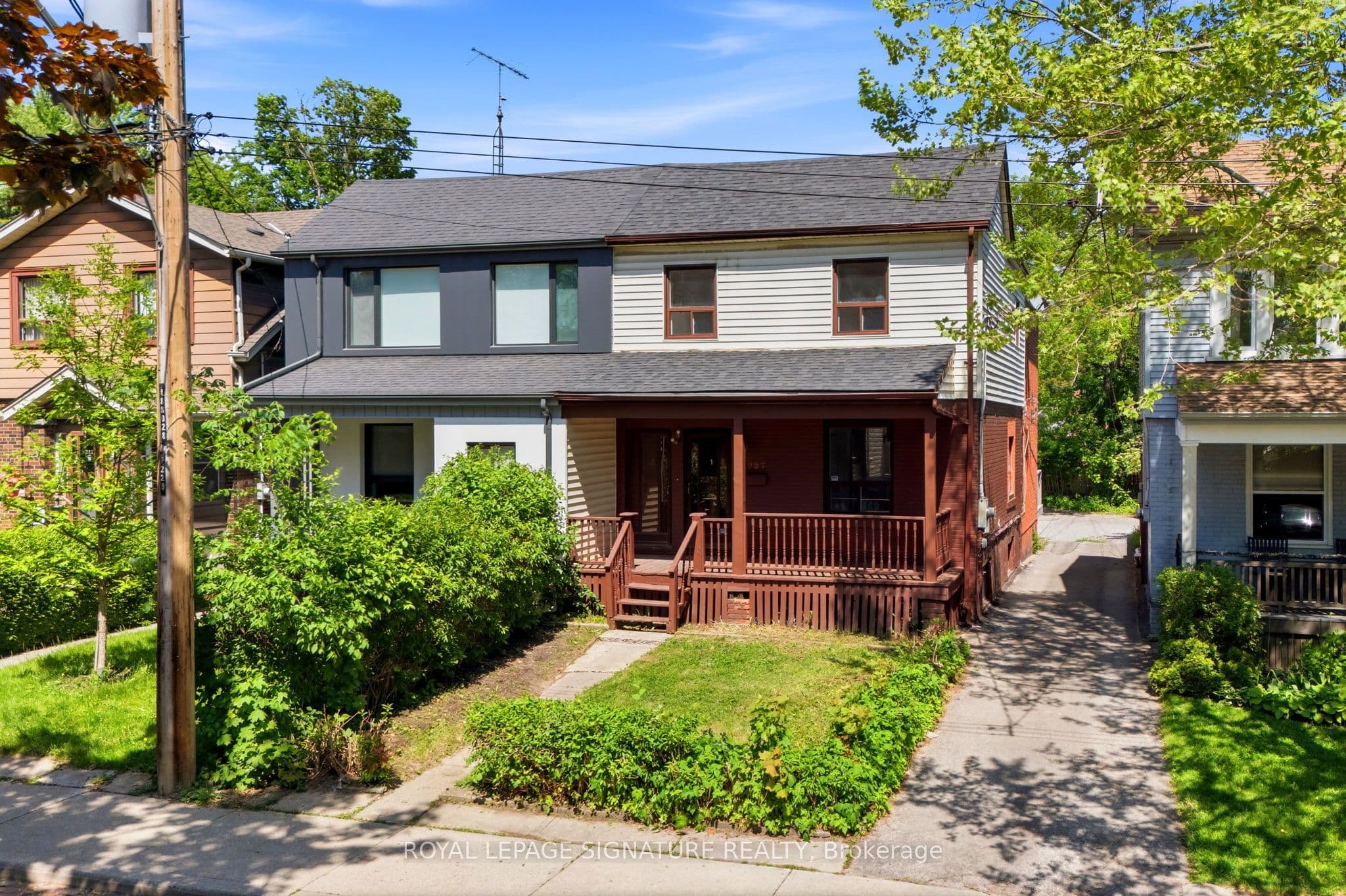 227 Woodfield Road photo 1