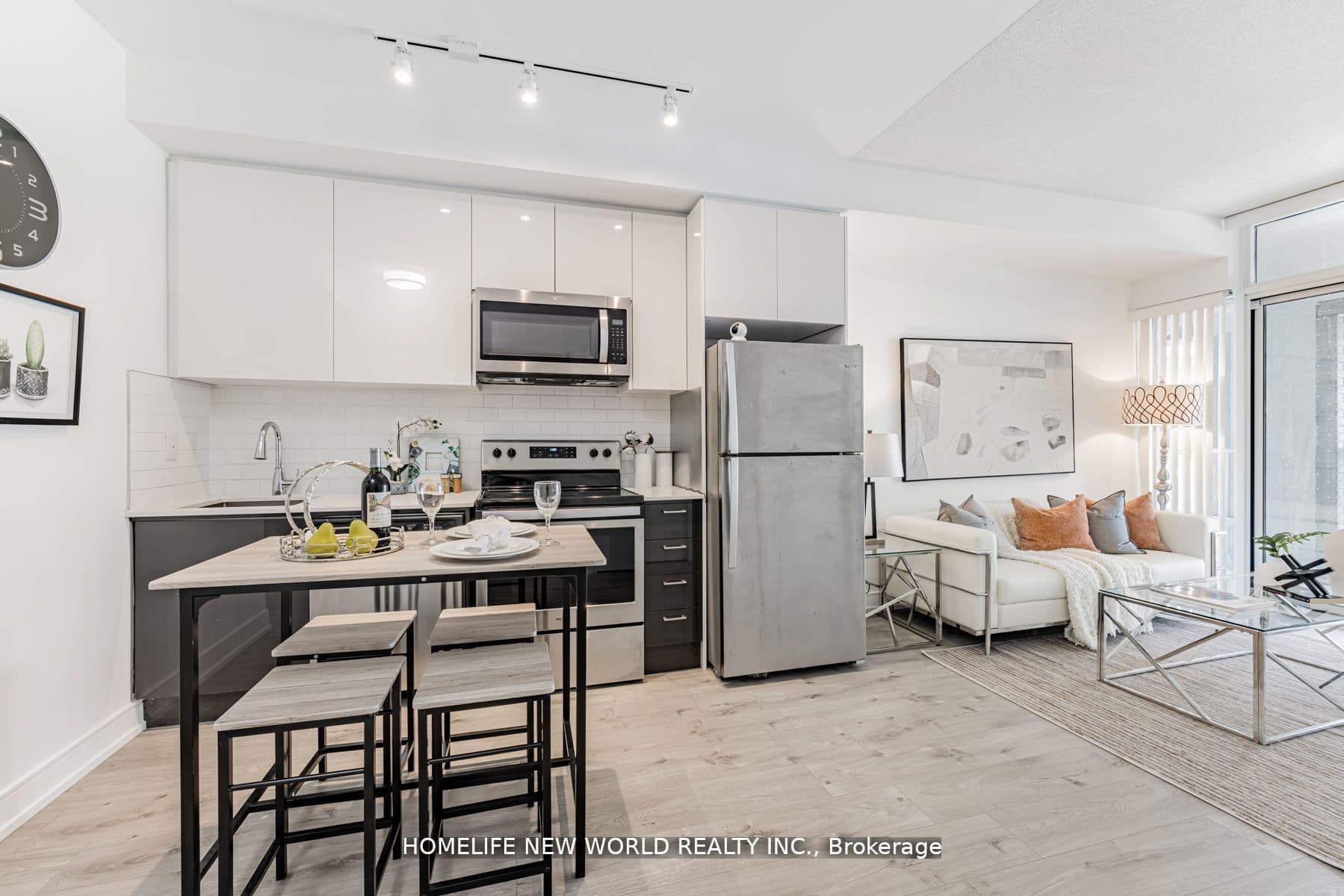 Unit 250 621 Sheppard Avenue photo 1