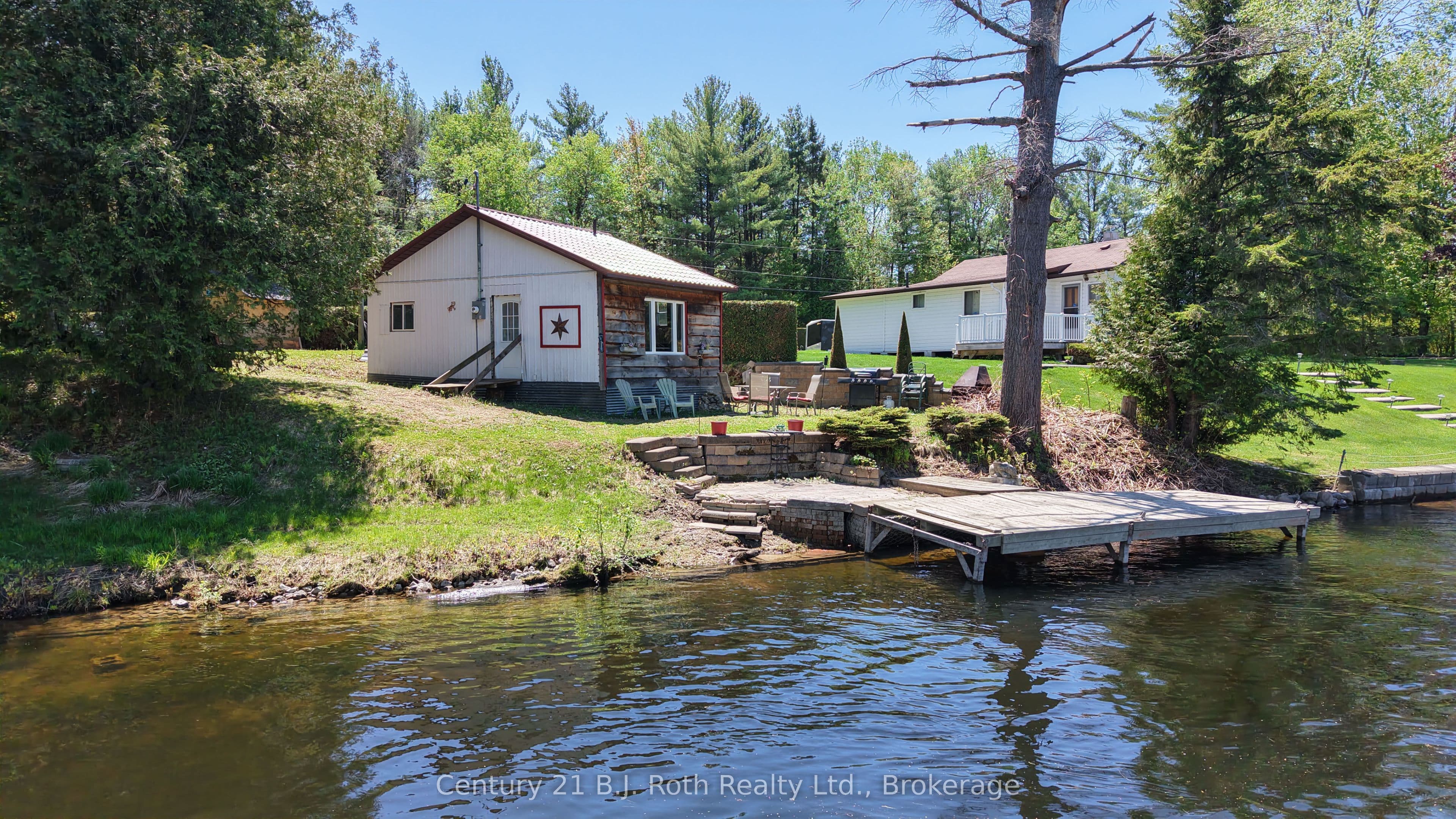 4258 Canal Road photo 1