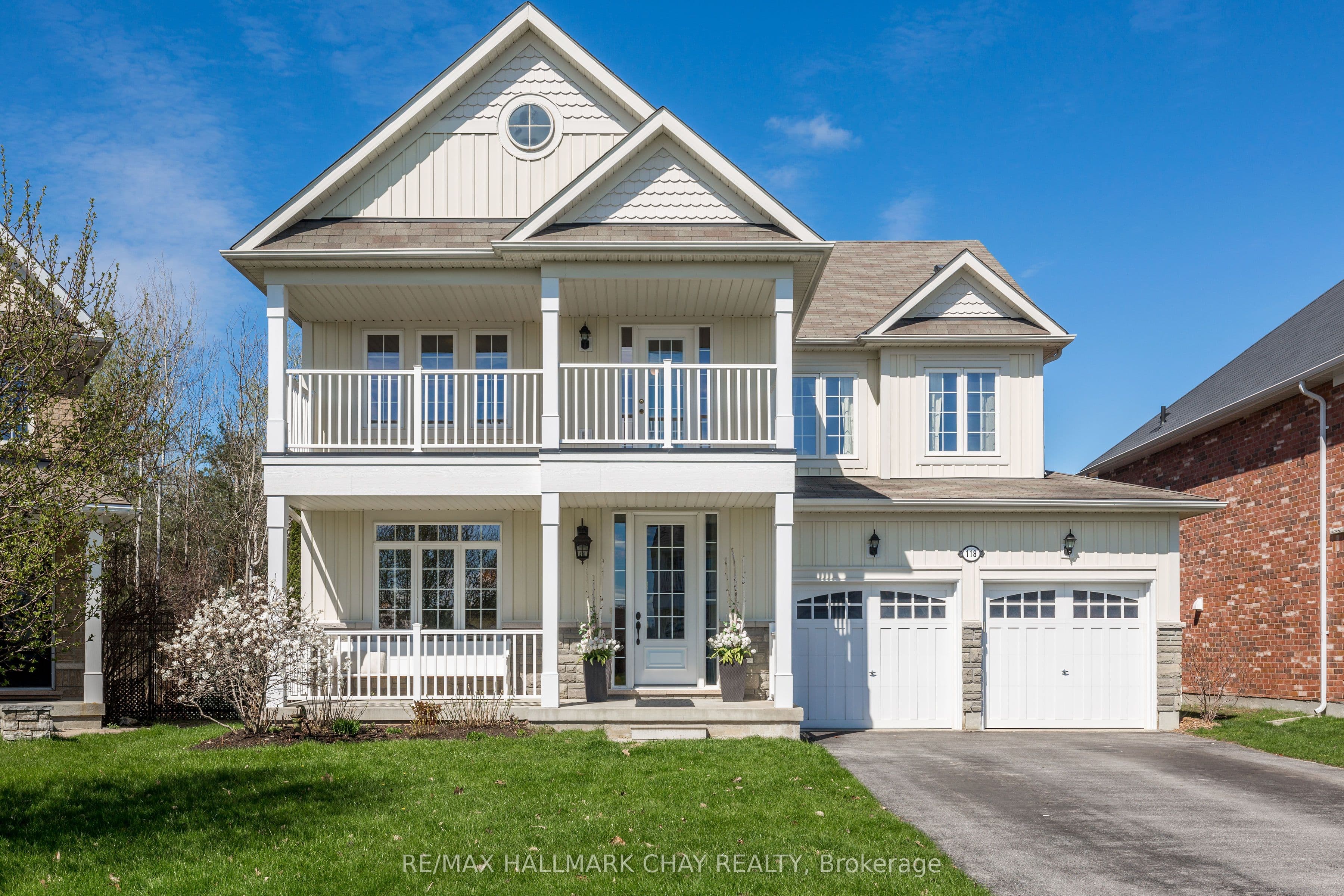 118 Mount Crescent photo 1