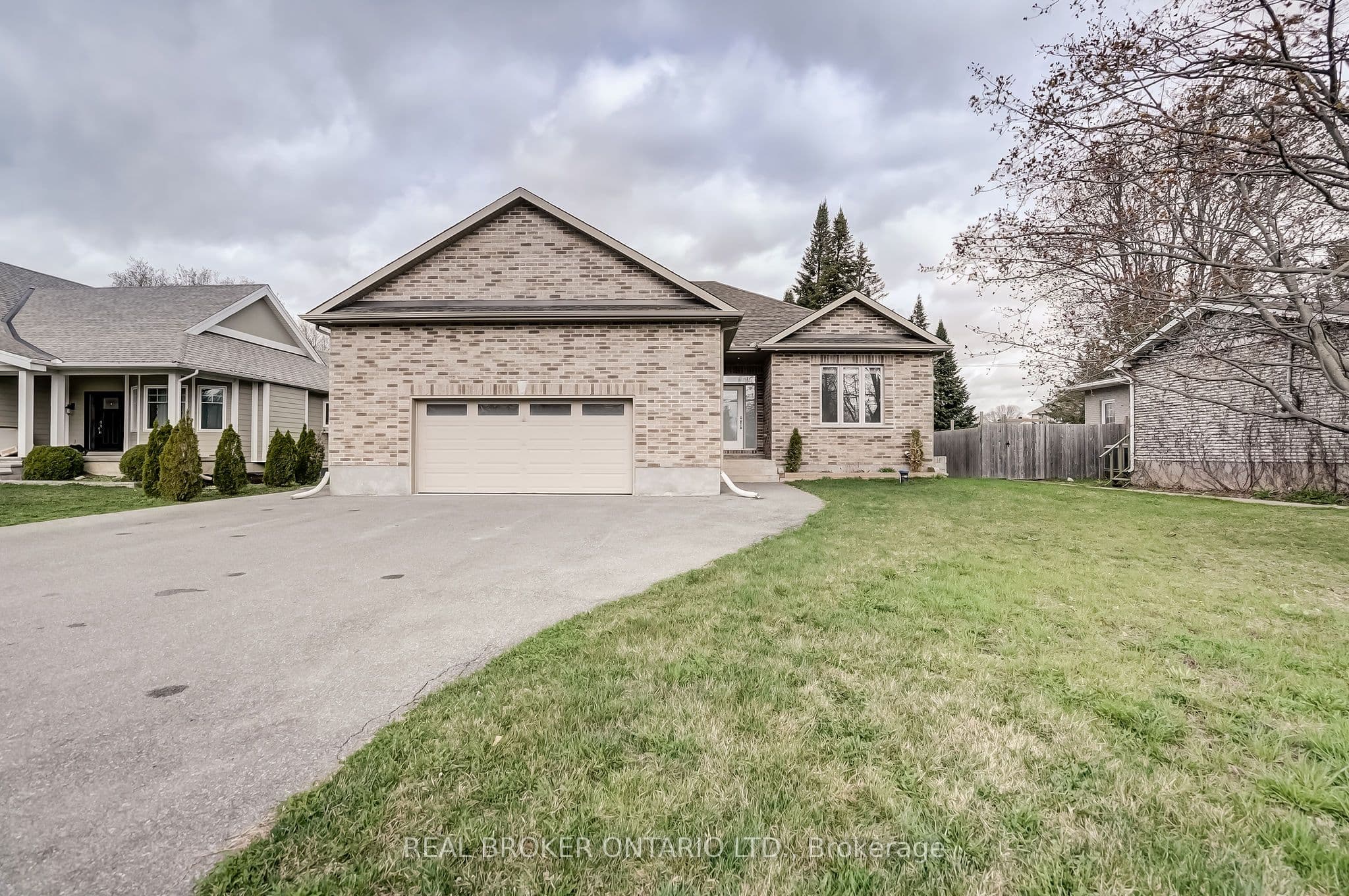 6237 Perth Street photo 1
