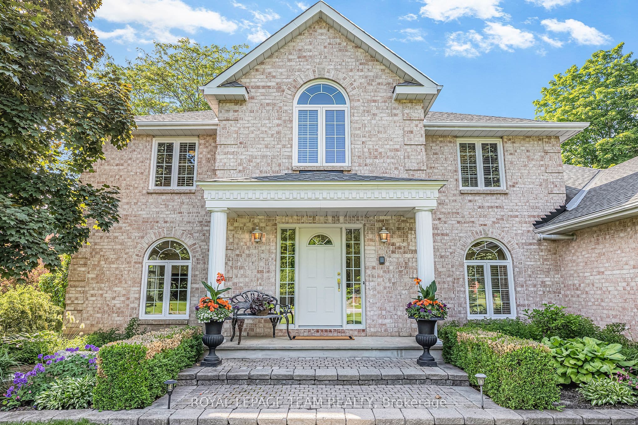 105 MARGARET ANNE Drive photo 1