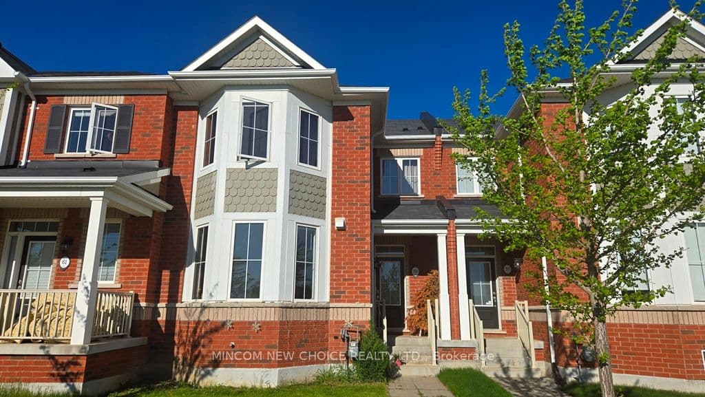 59 Lawrence Pilkington Avenue photo 1