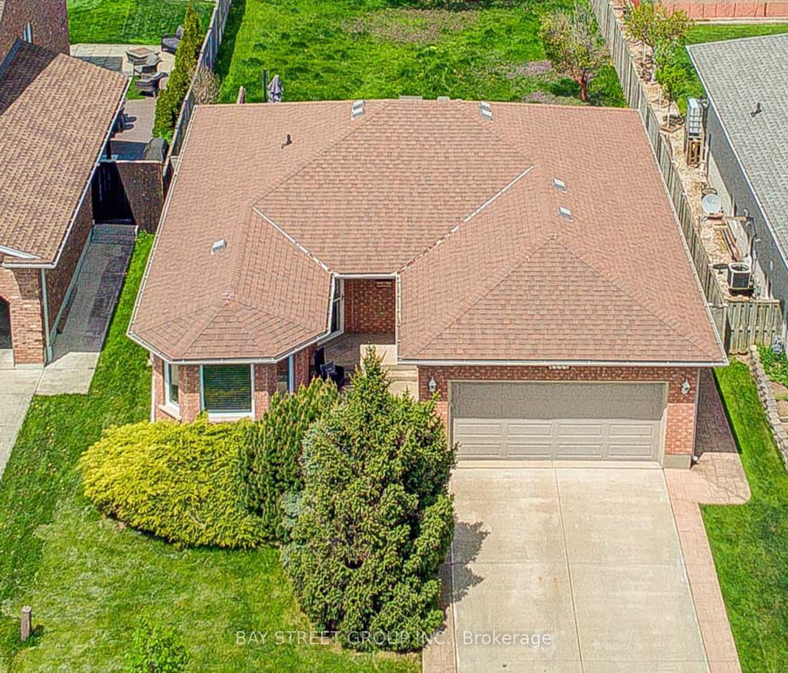 8223 MARCON Street photo 1