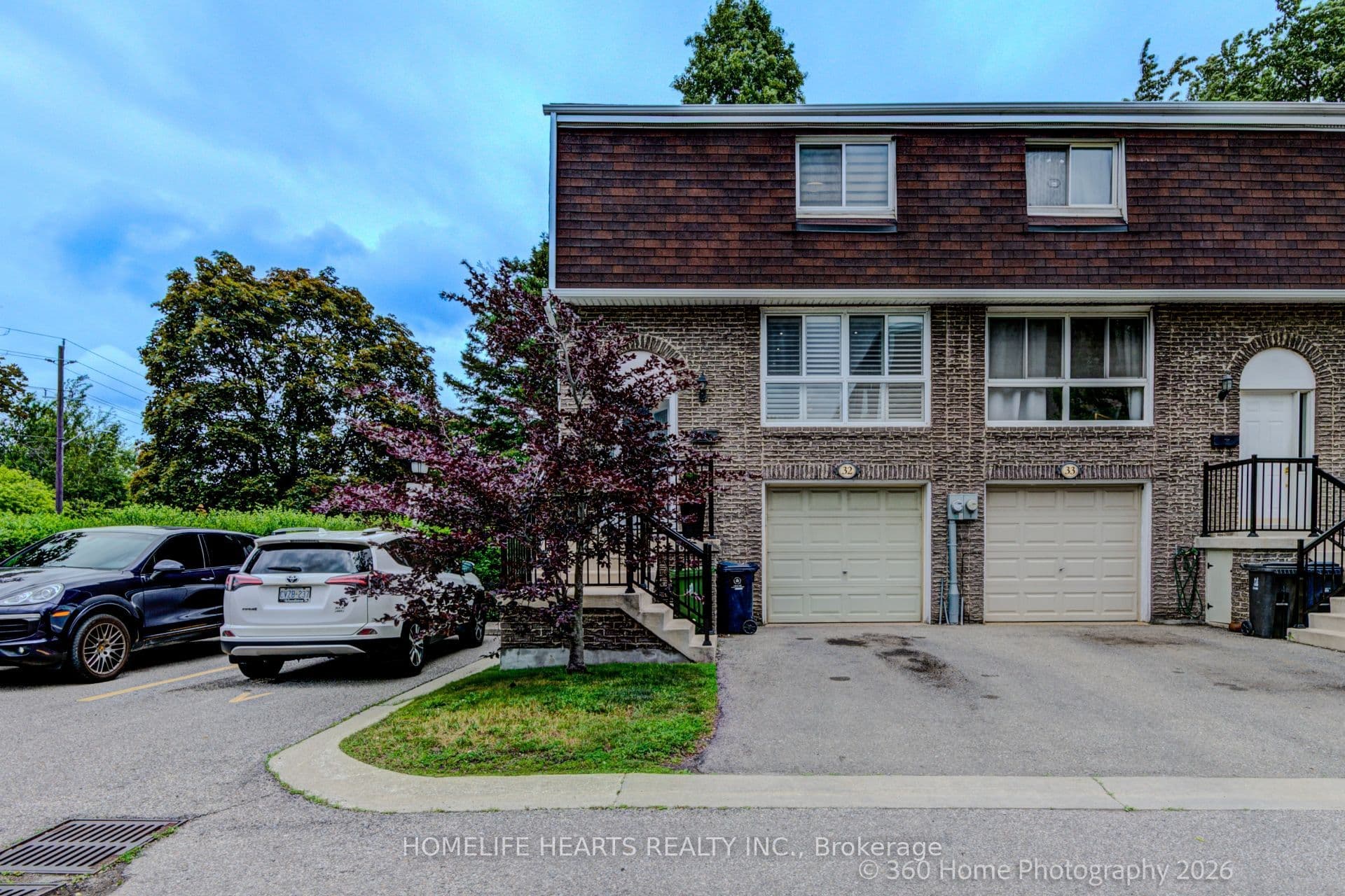 Unit 32 625 Rathburn Road photo 1