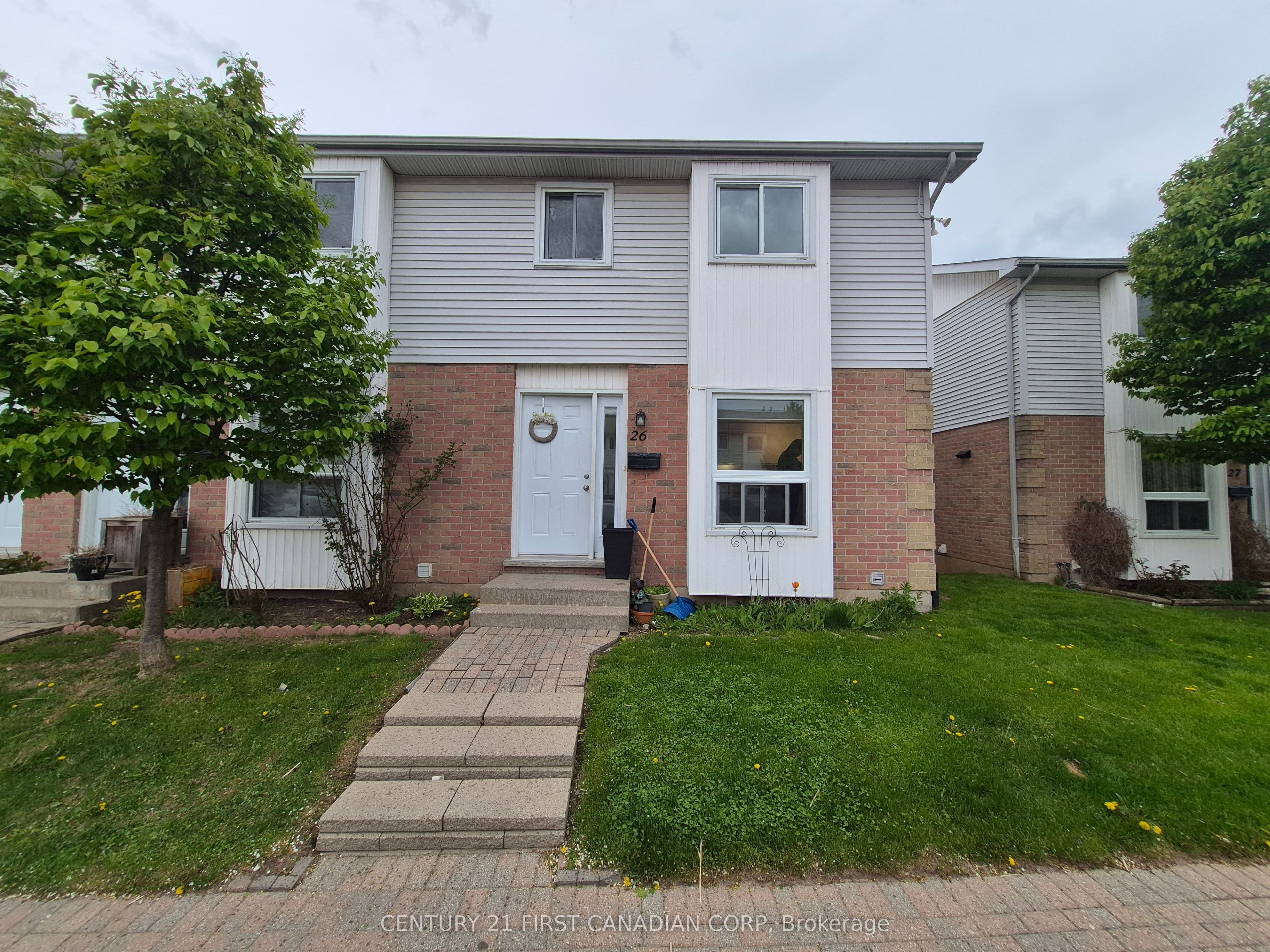 Unit 26 110 Deveron Crescent photo 1