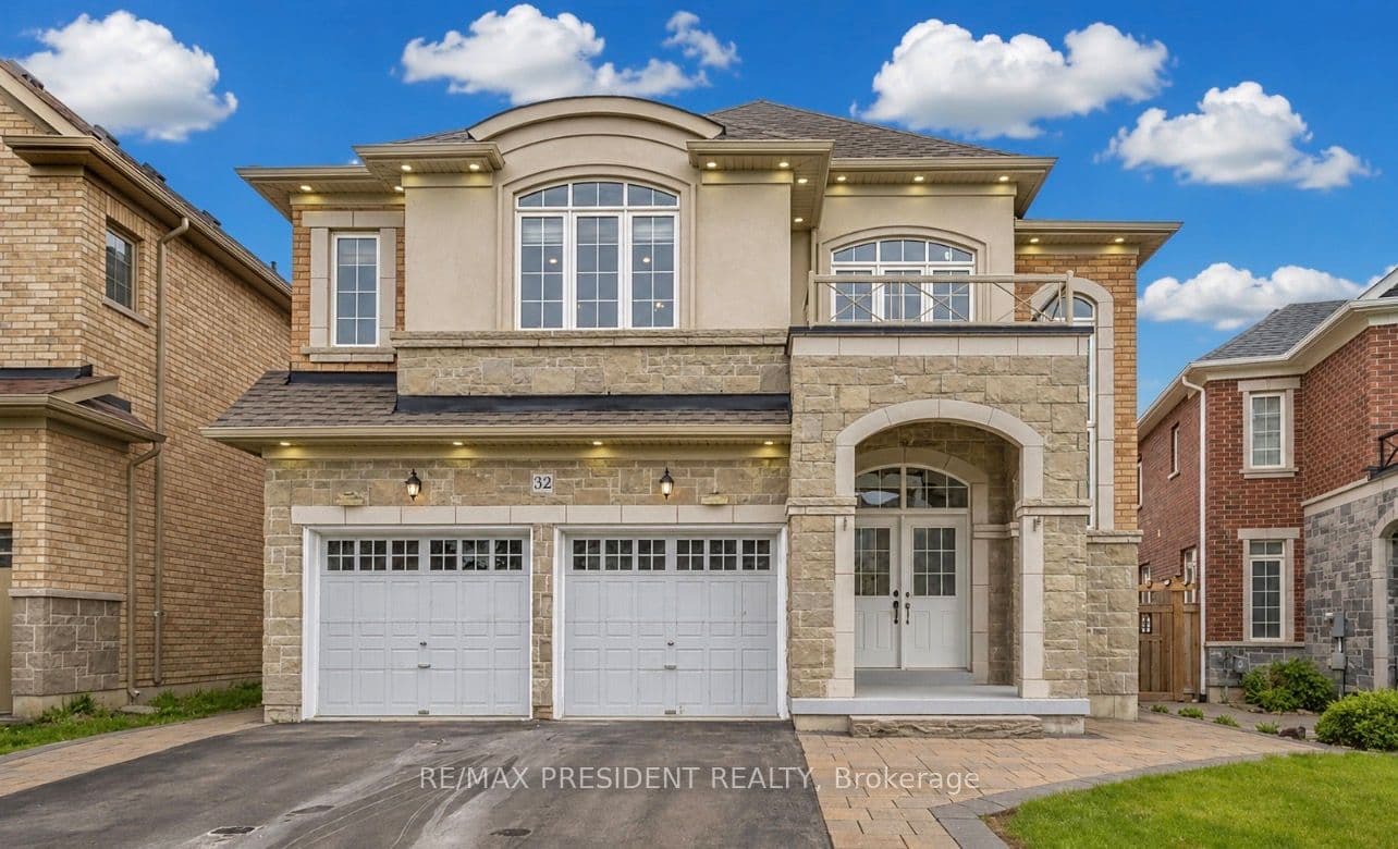 32 Cayton Crescent photo 1