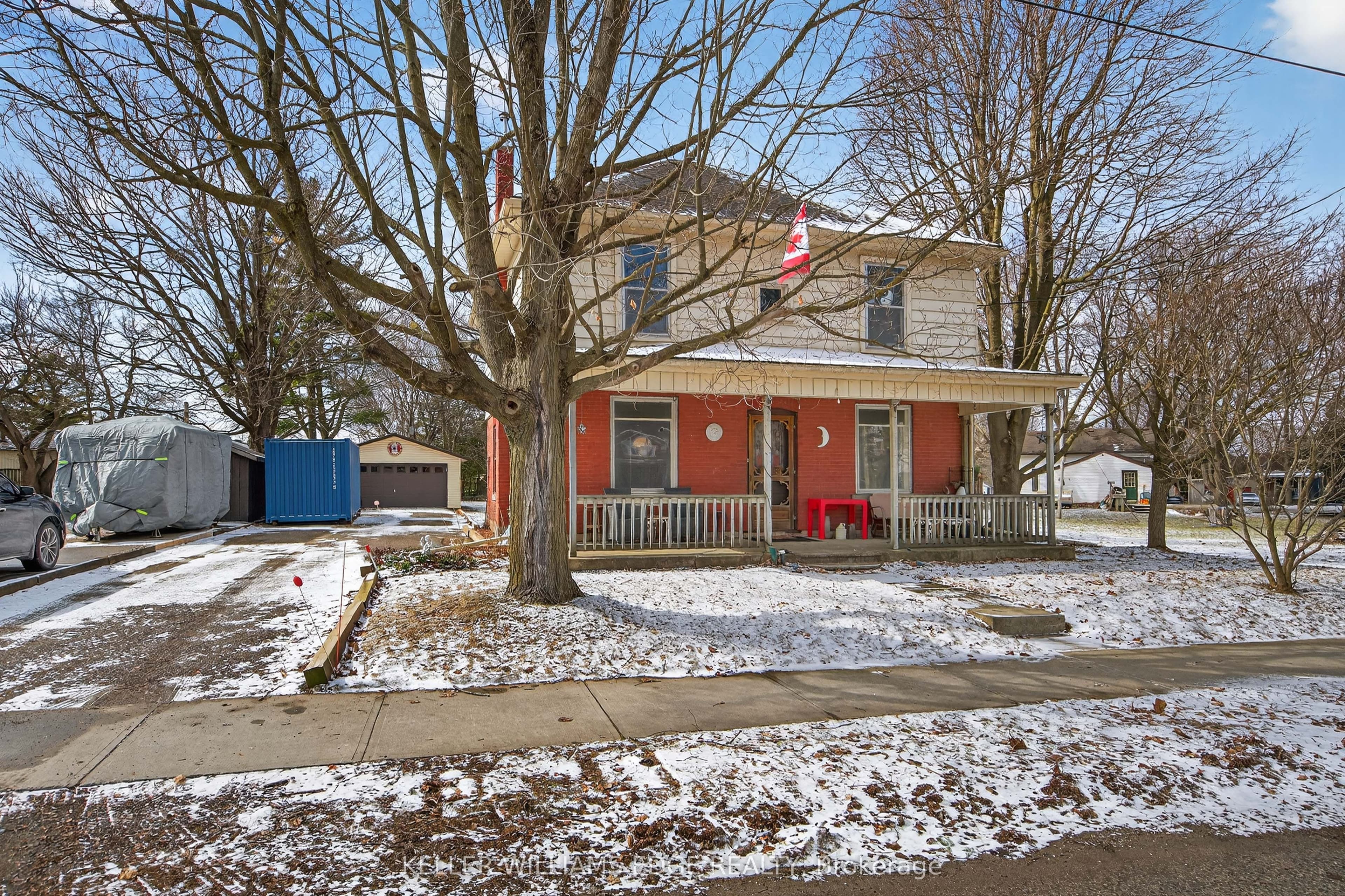 113 Freelton Road photo 1