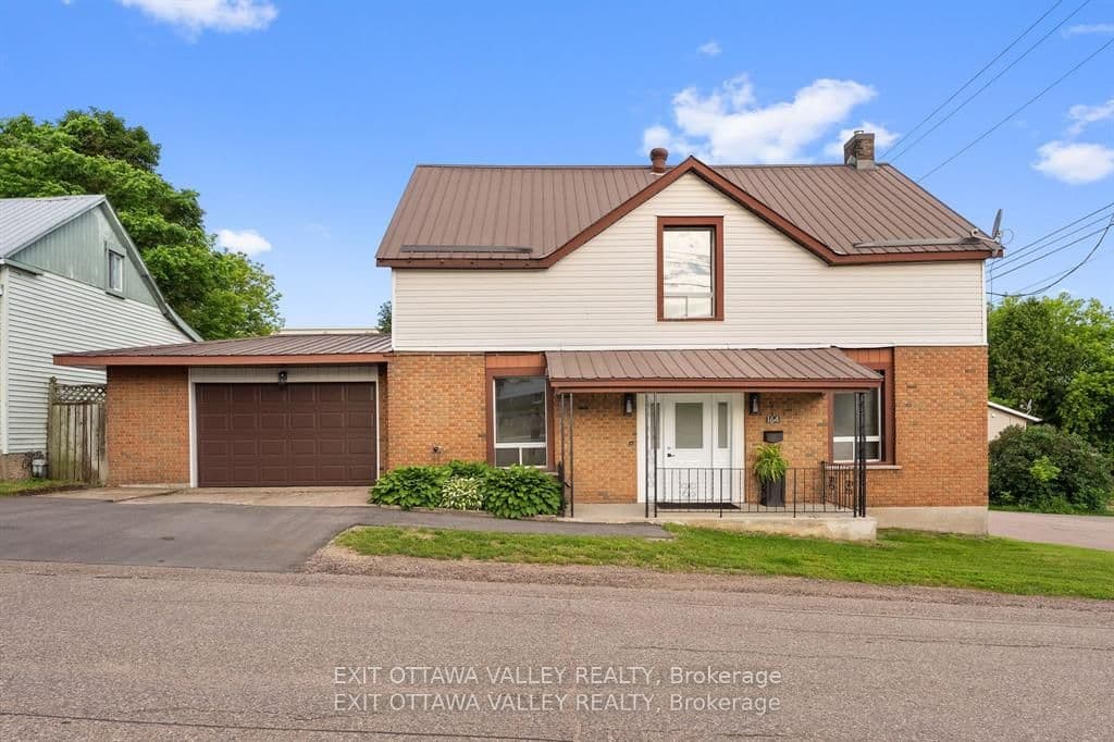 164 Maple Avenue photo 1
