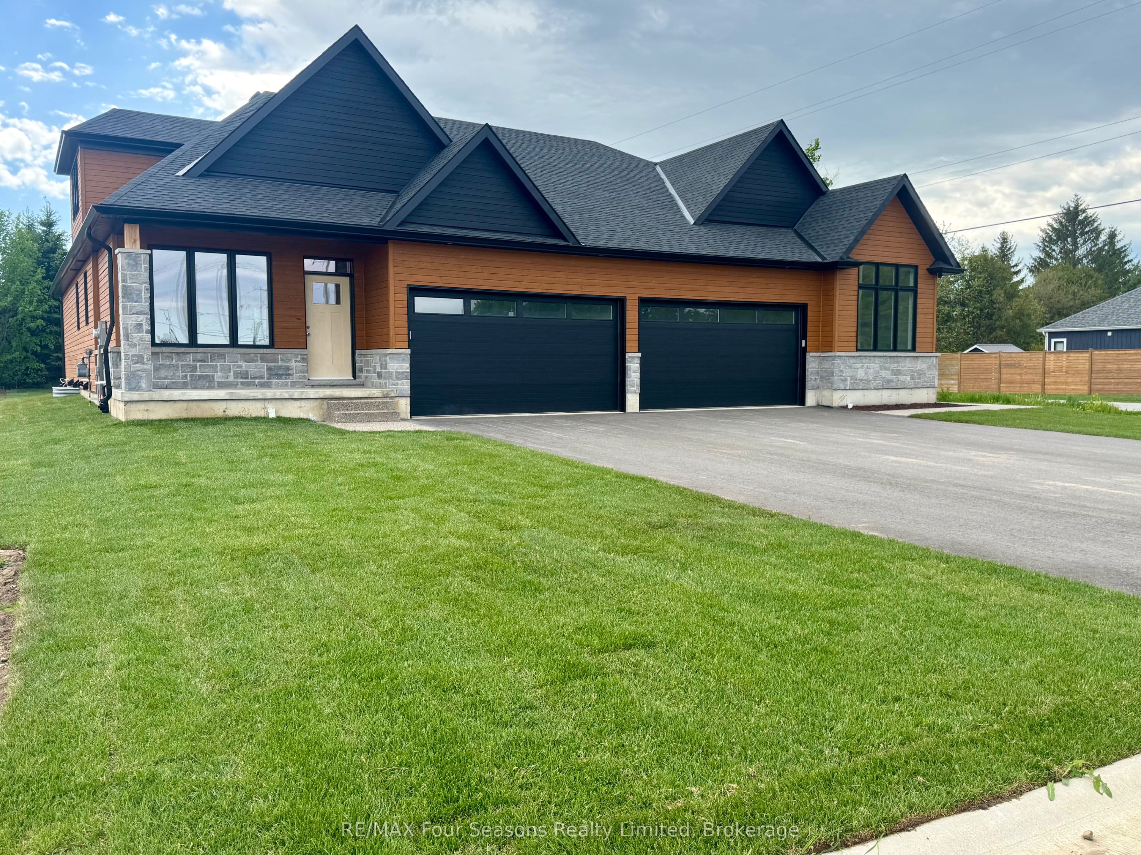 3 Boynton Court photo 1
