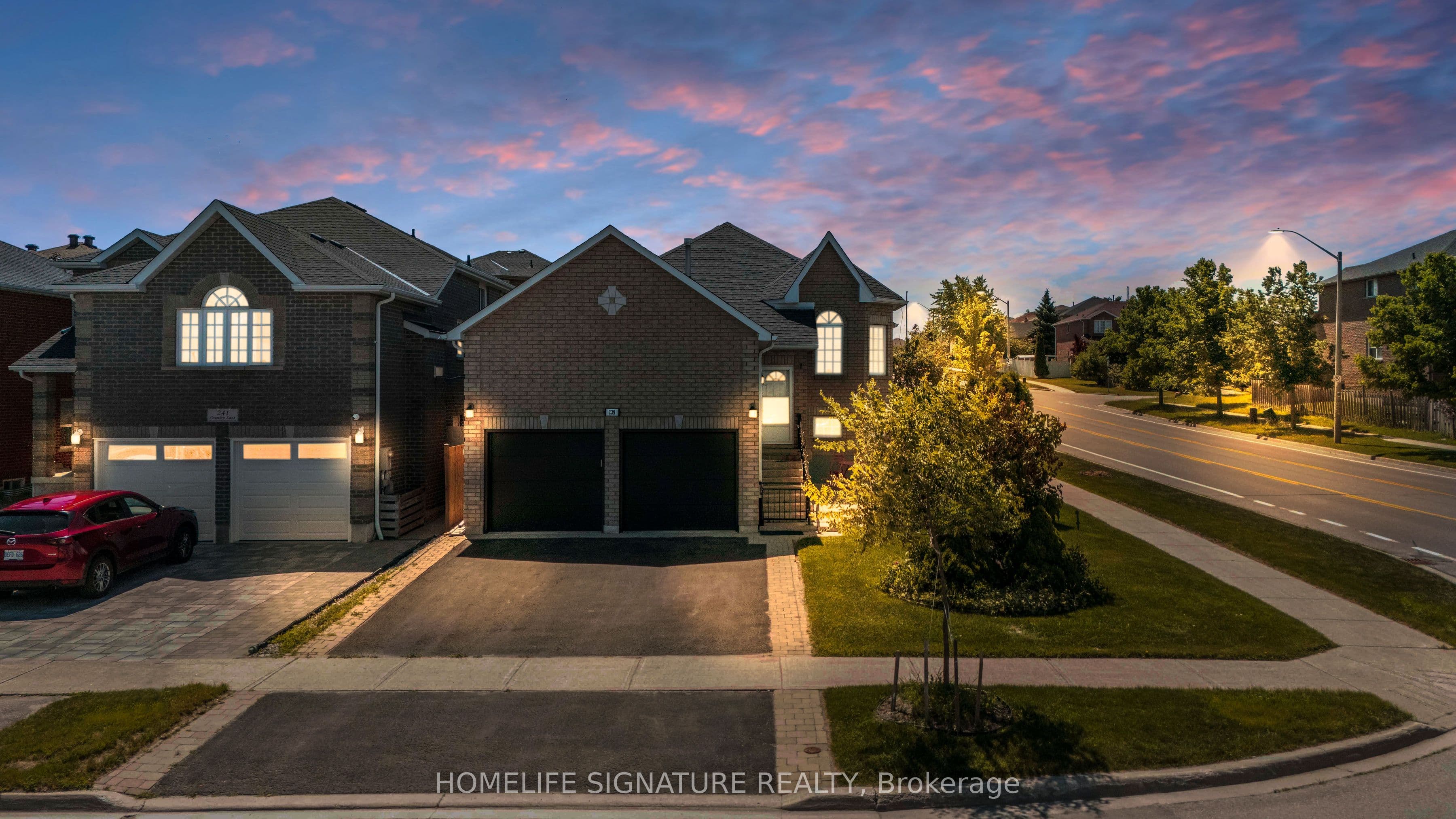 239 Country Lane photo 1