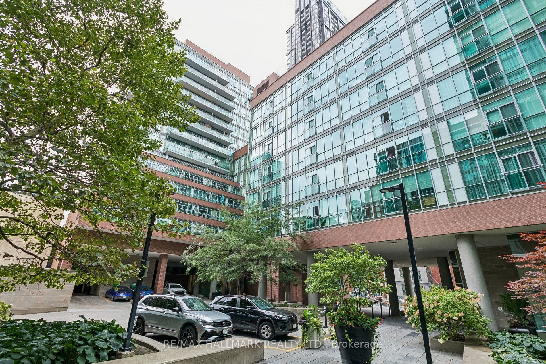 Unit 1202 116 George Street photo 1