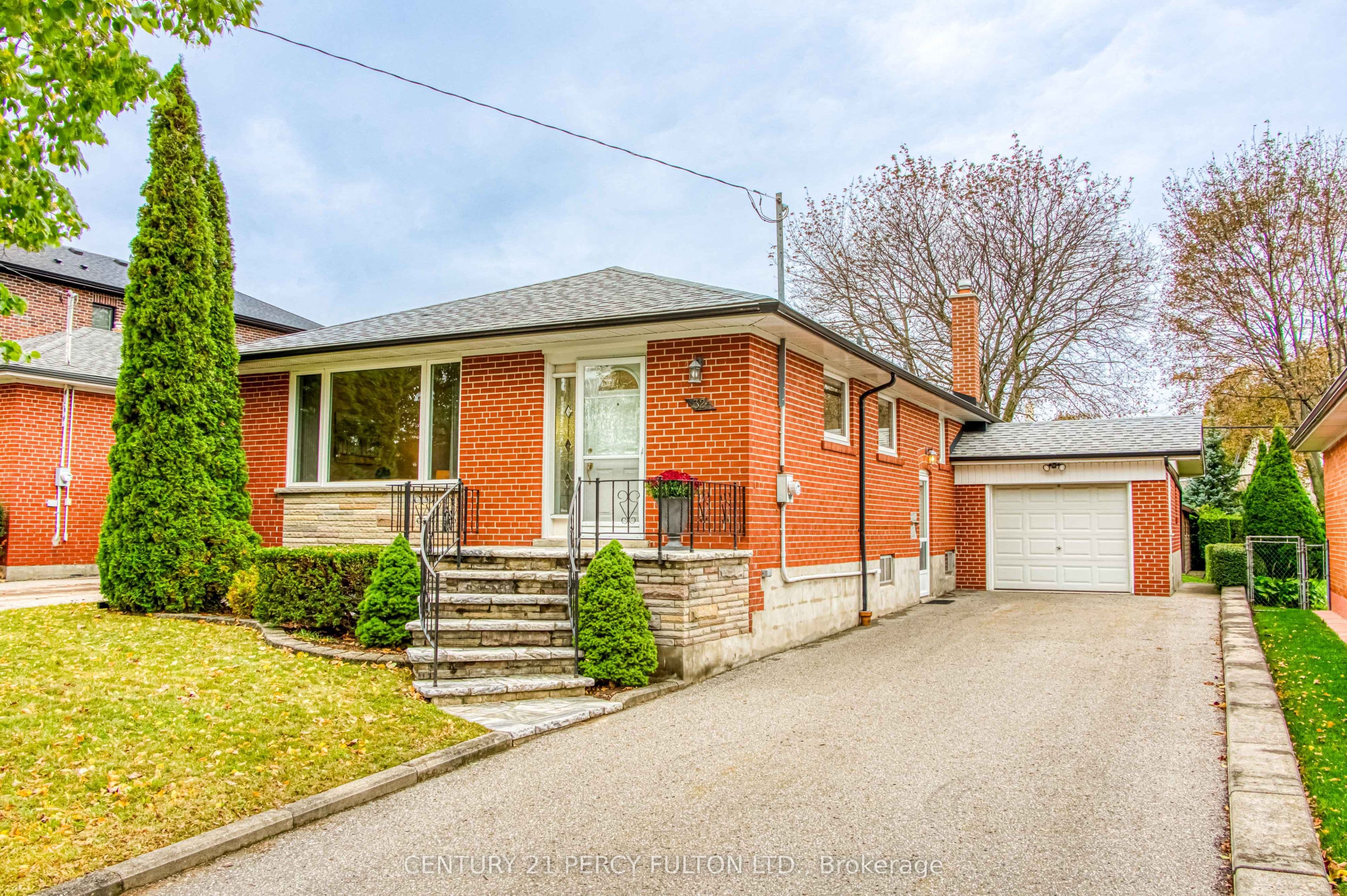 32 Bromton Drive photo 1