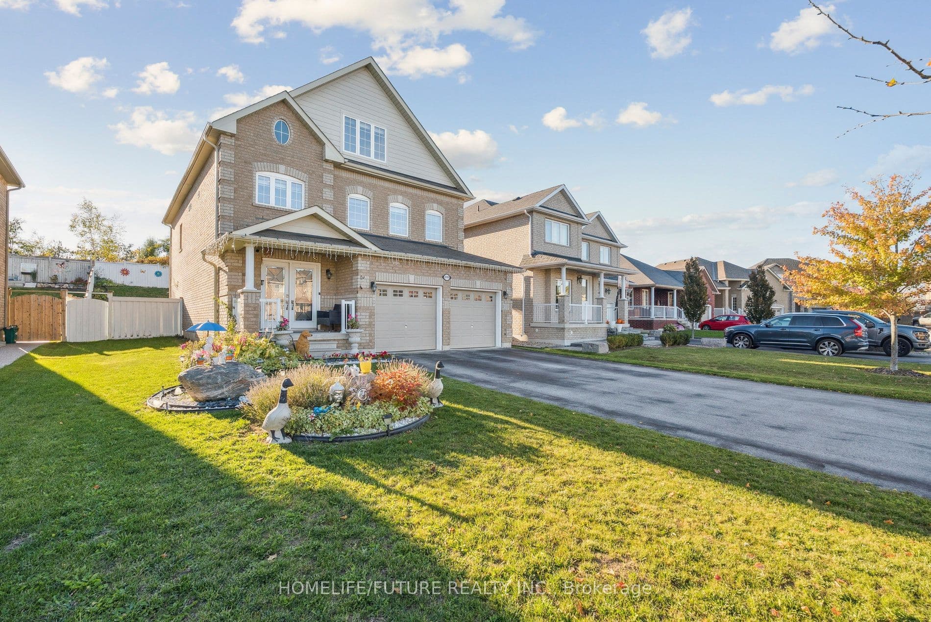 2048 Mcneil Street photo 1