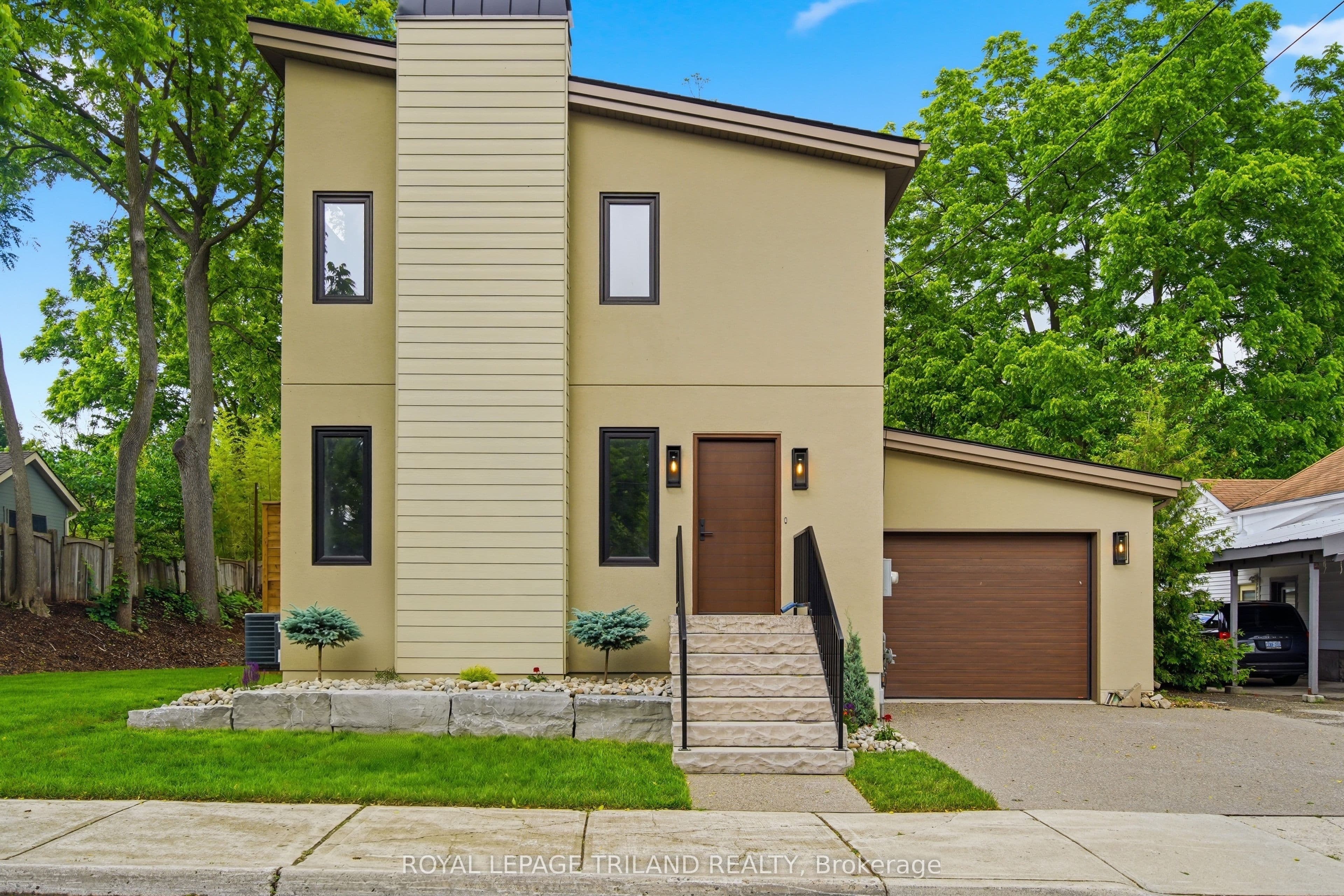 14 Lundy Lane photo 1