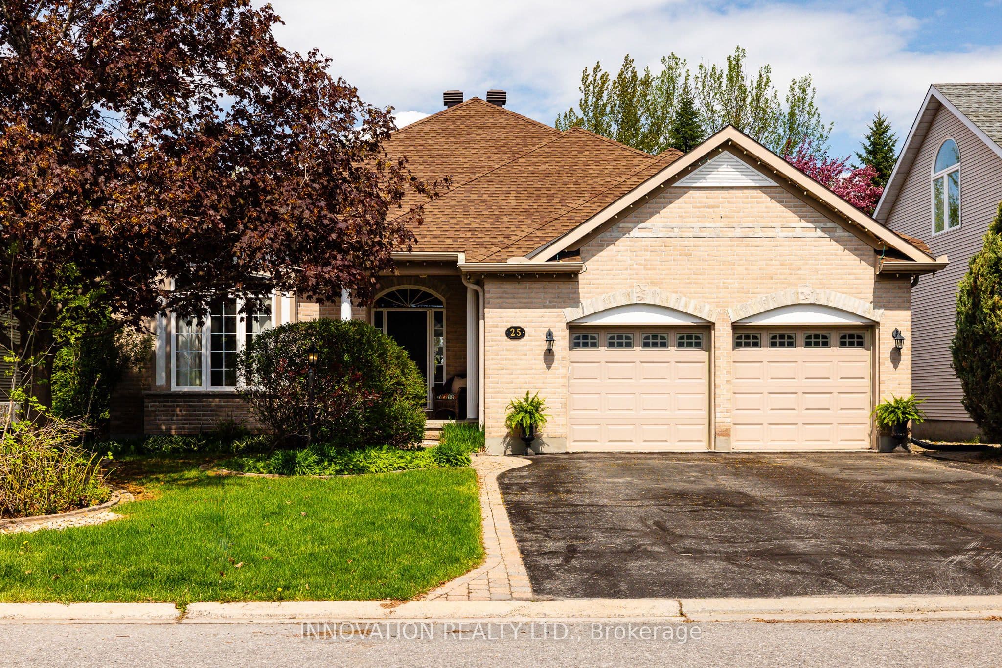25 Kyle Avenue photo 1