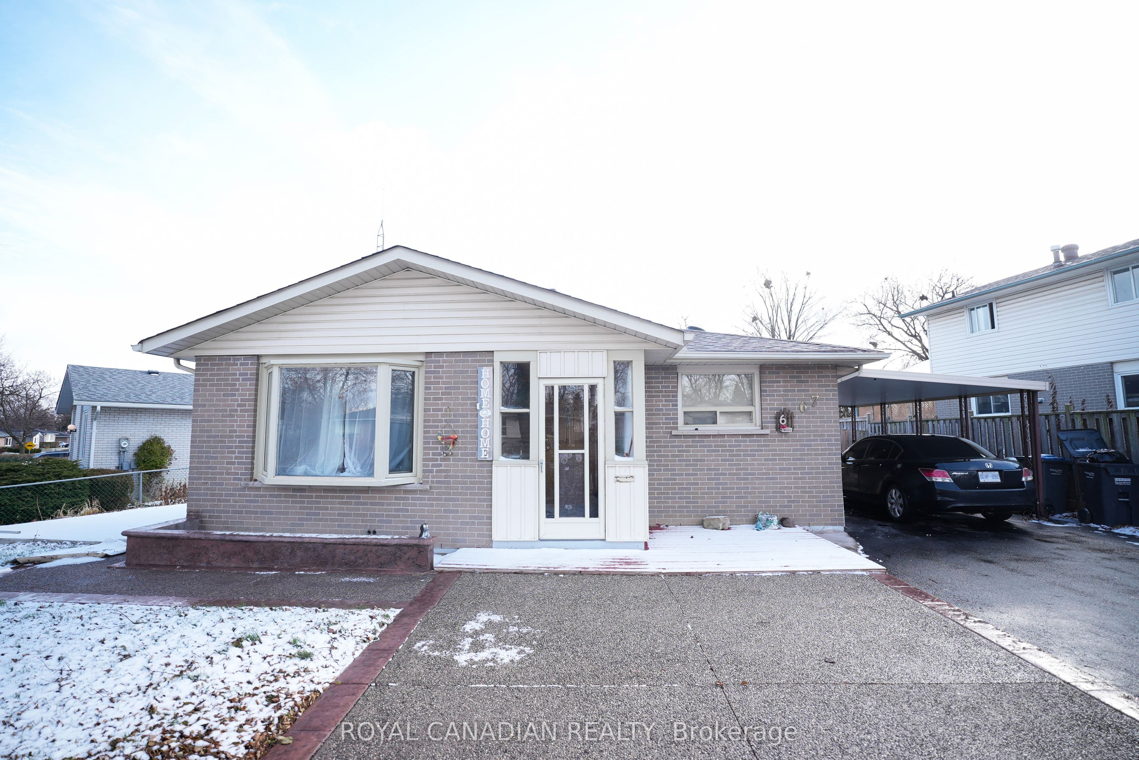 67 Sutherland Avenue photo 1