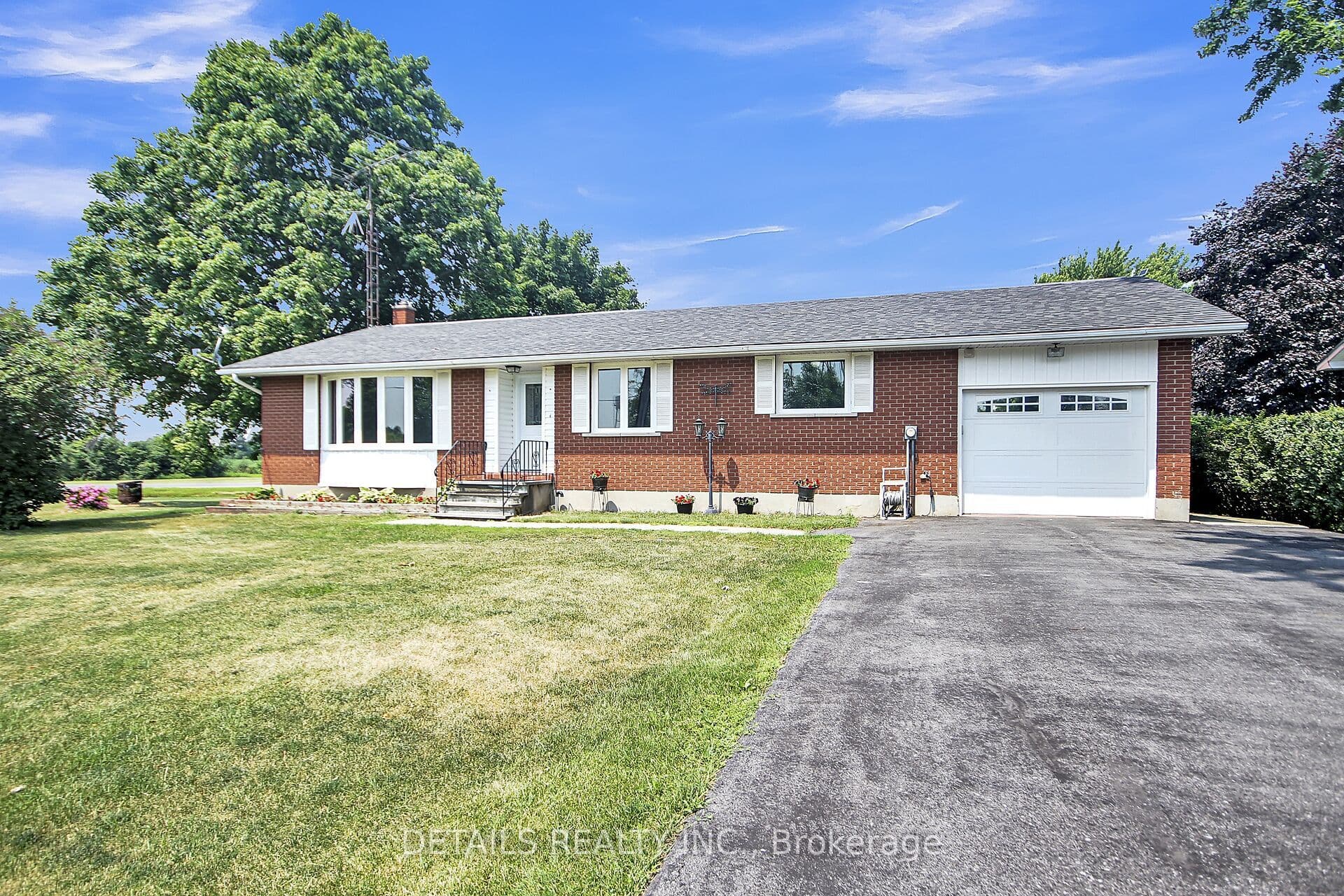 13459 Loucks Road photo 1