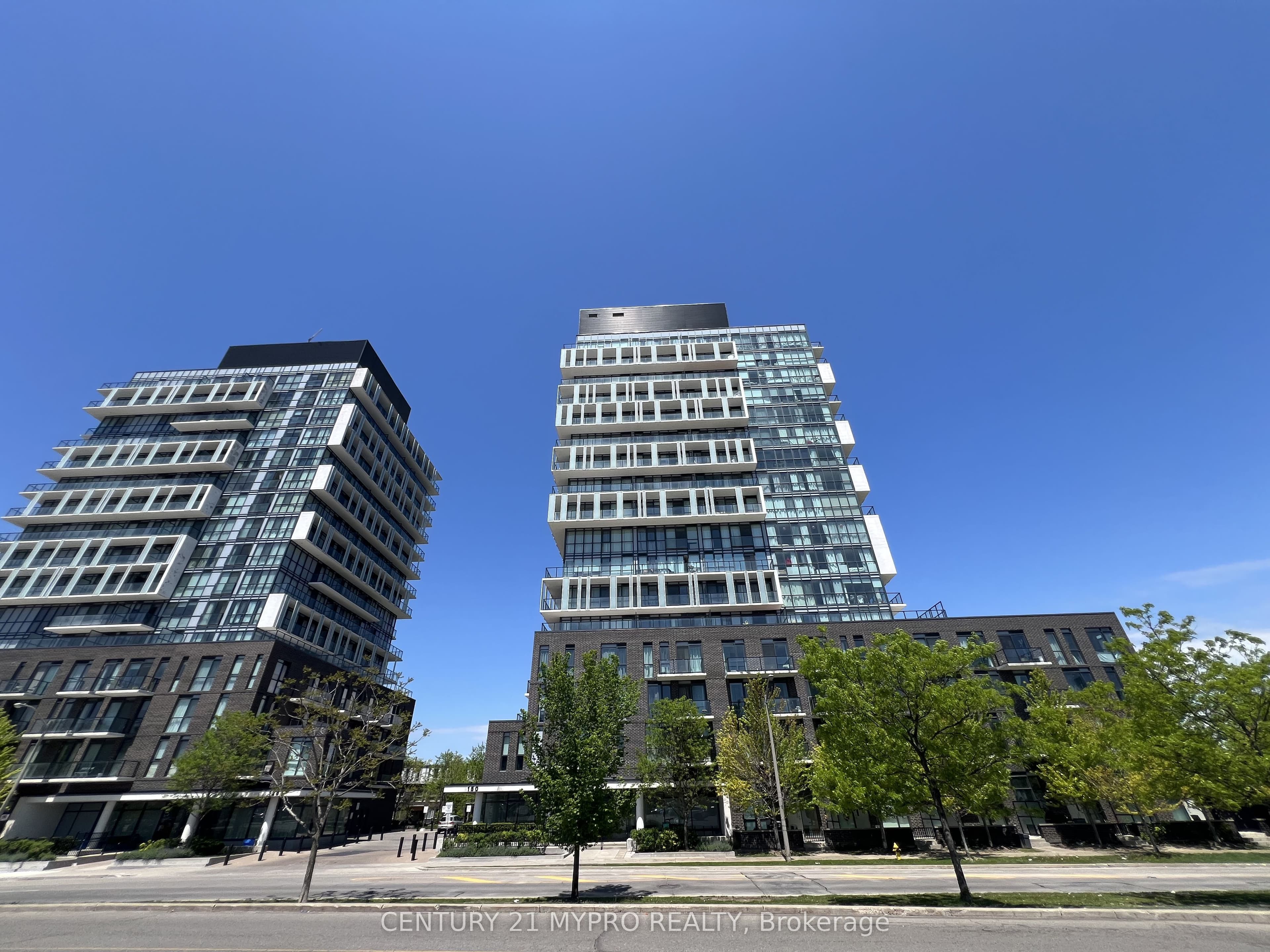 Unit 802 150 Fairview Mall Drive photo 1